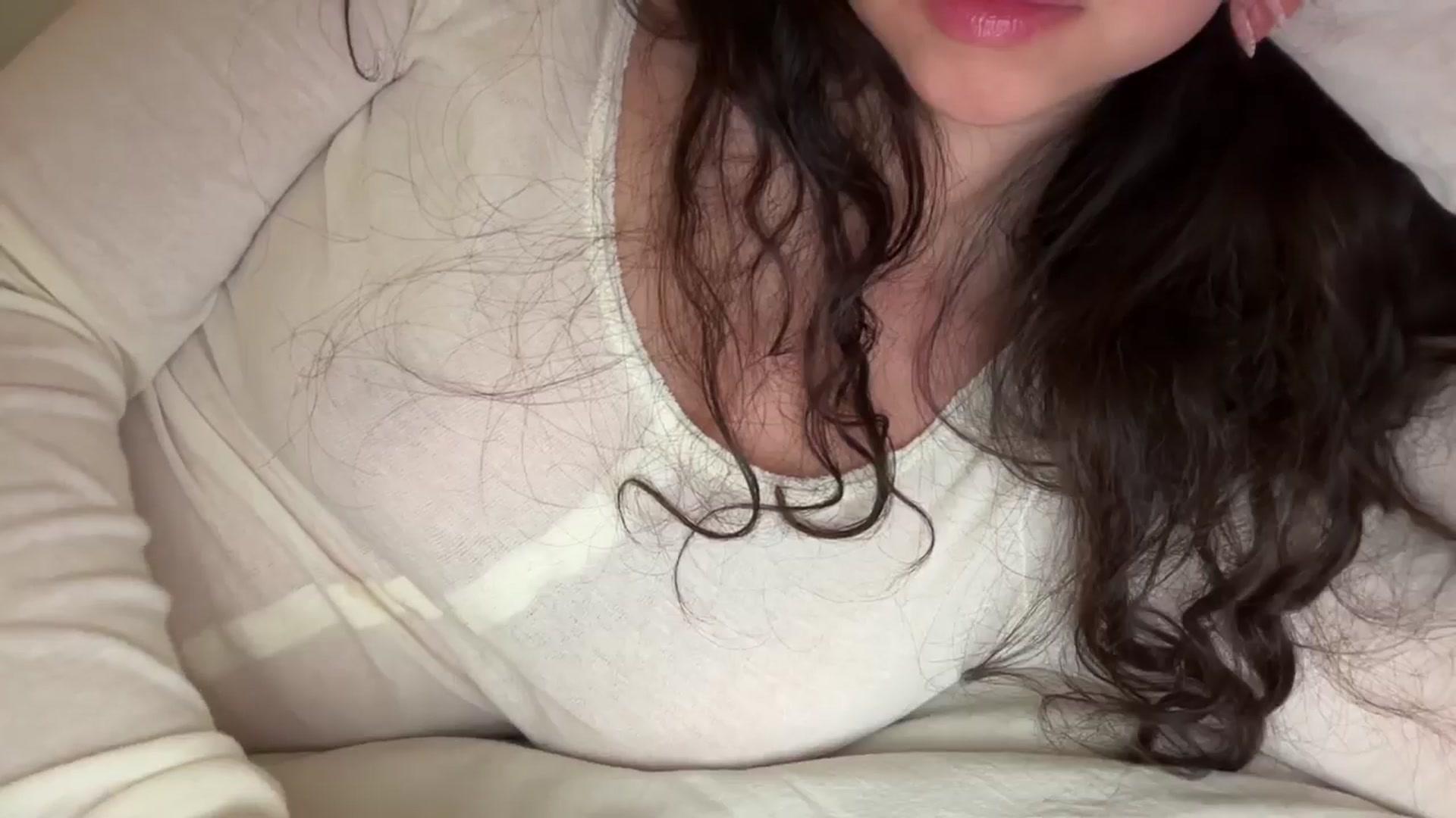 Gallery image thumbnail from cute_asian69's myfreecams stream on, 03/29/2026, 24:09 image 2 of 20