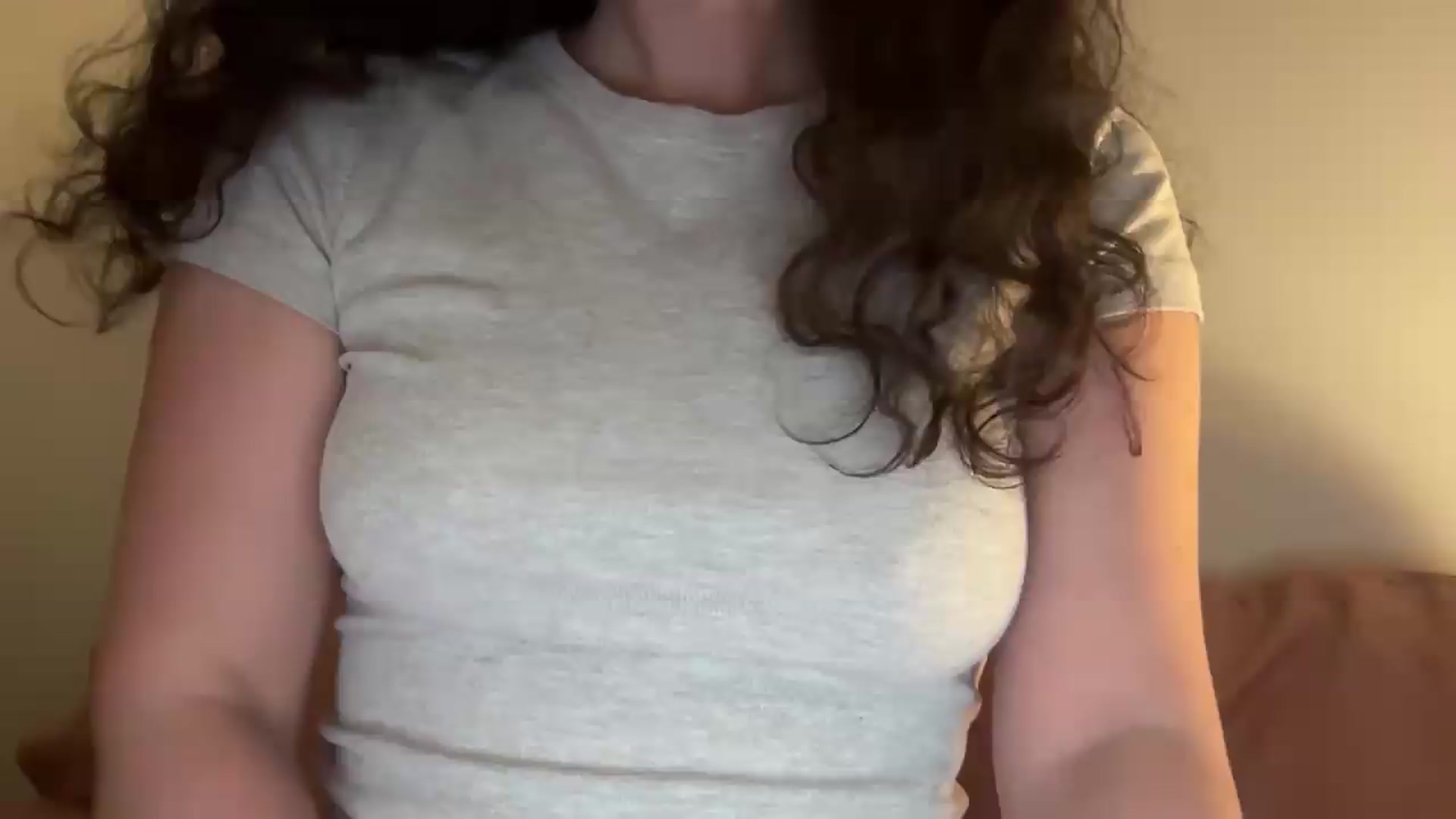 Gallery image thumbnail from cute_asian69's myfreecams stream on, 05/06/2026, 24:17 image 2 of 20