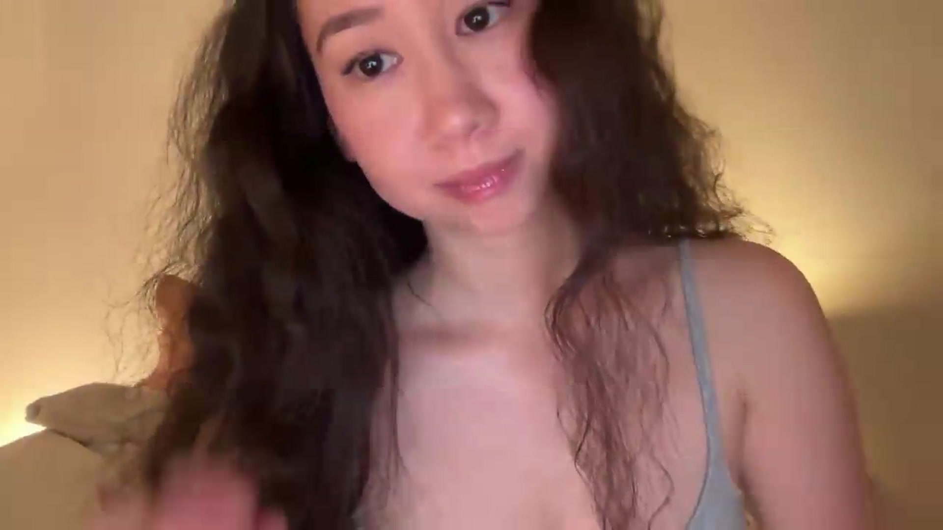 Gallery image thumbnail from cute_asian69's myfreecams stream on, 05/06/2026, 19:30 image 16 of 20