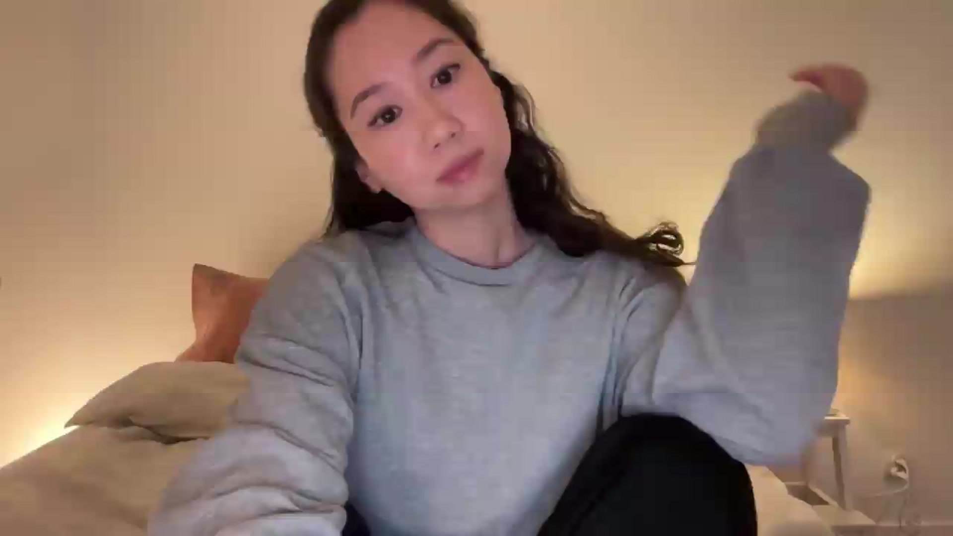Gallery image thumbnail from cute_asian69's myfreecams stream on, 05/09/2026, 17:48 image 15 of 20