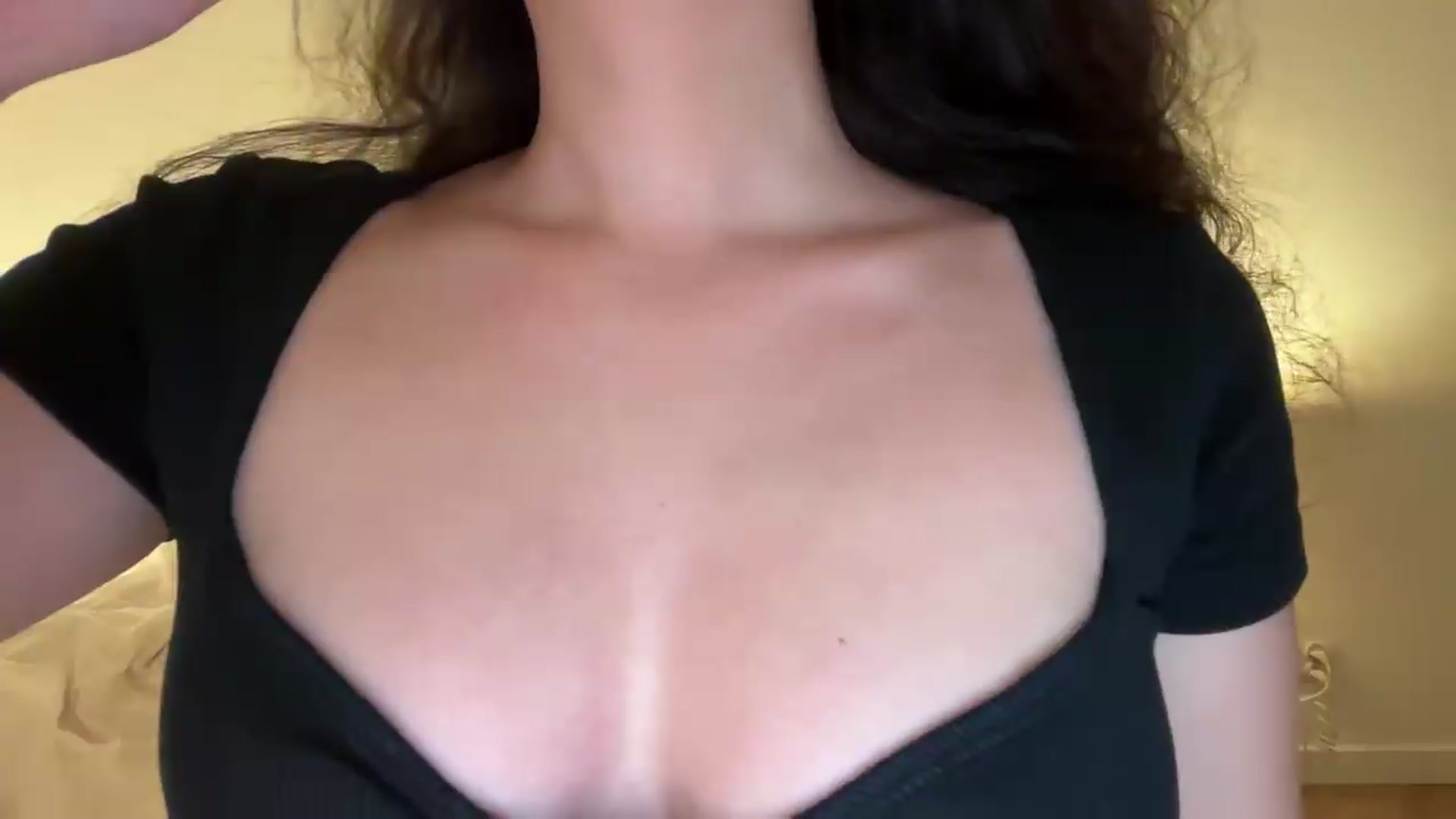 Gallery image thumbnail from cute_asian69's myfreecams stream on, 05/18/2026, 02:24 image 8 of 20