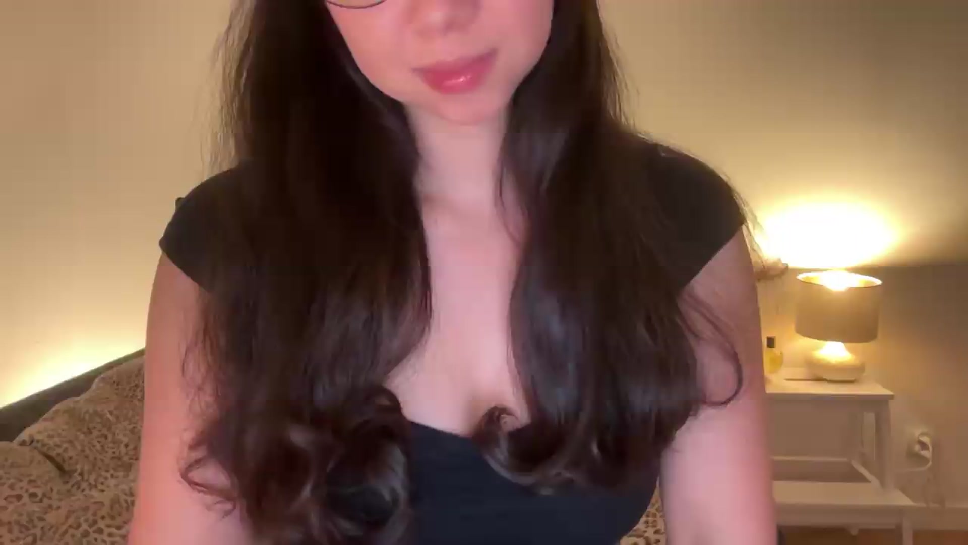 Gallery image thumbnail from cute_asian69's myfreecams stream on, 05/25/2026, 03:24 image 15 of 20
