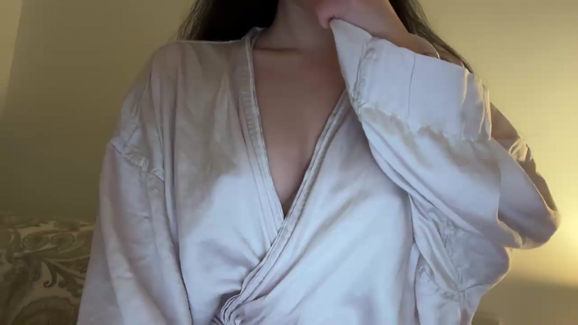 Gallery image thumbnail from cute_asian69's myfreecams stream on, 06/01/2026, 06:02 image 2 of 20