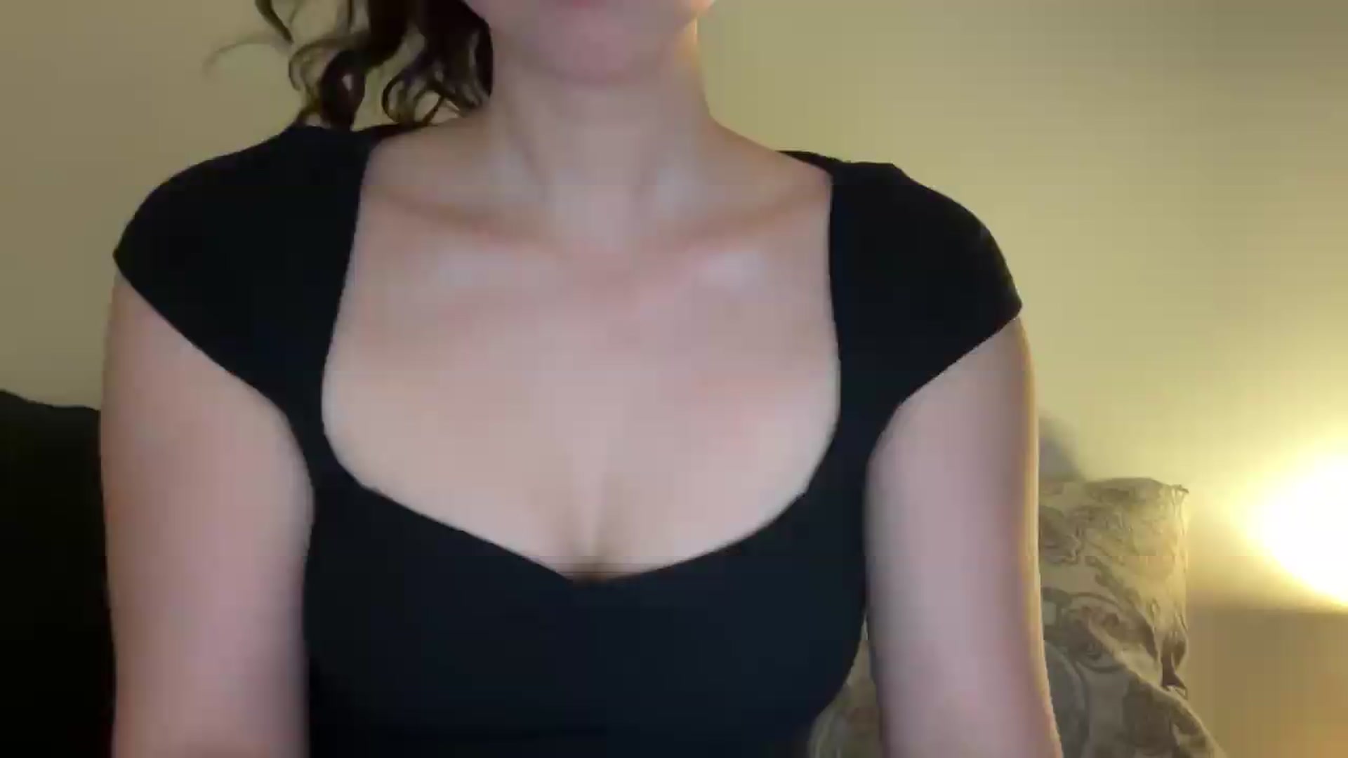 Gallery image thumbnail from cute_asian69's myfreecams stream on, 07/05/2026, 18:23 image 19 of 20