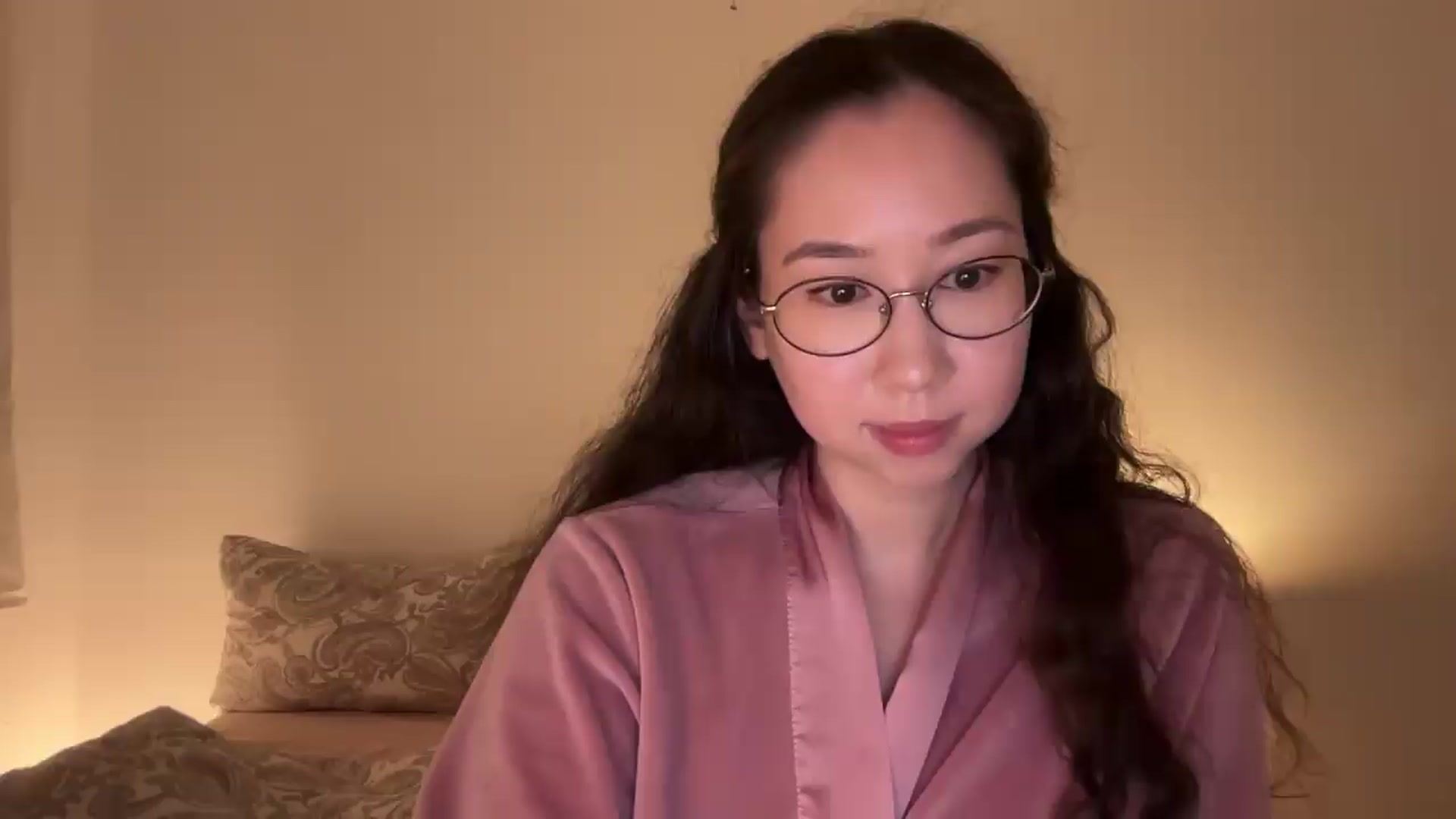 Gallery image thumbnail from cute_asian69's myfreecams stream on, 07/31/2026, 01:18 image 16 of 20