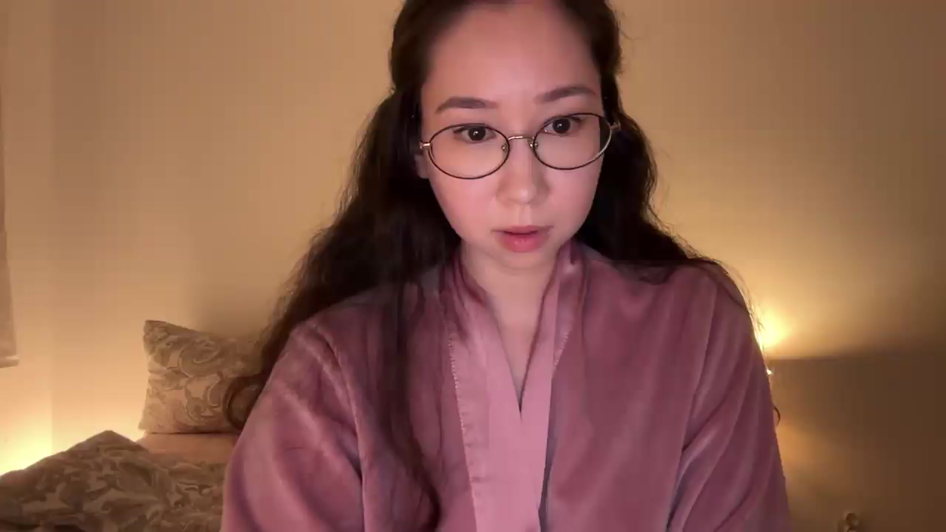 Gallery image thumbnail from cute_asian69's myfreecams stream on, 07/31/2026, 01:18 image 13 of 20