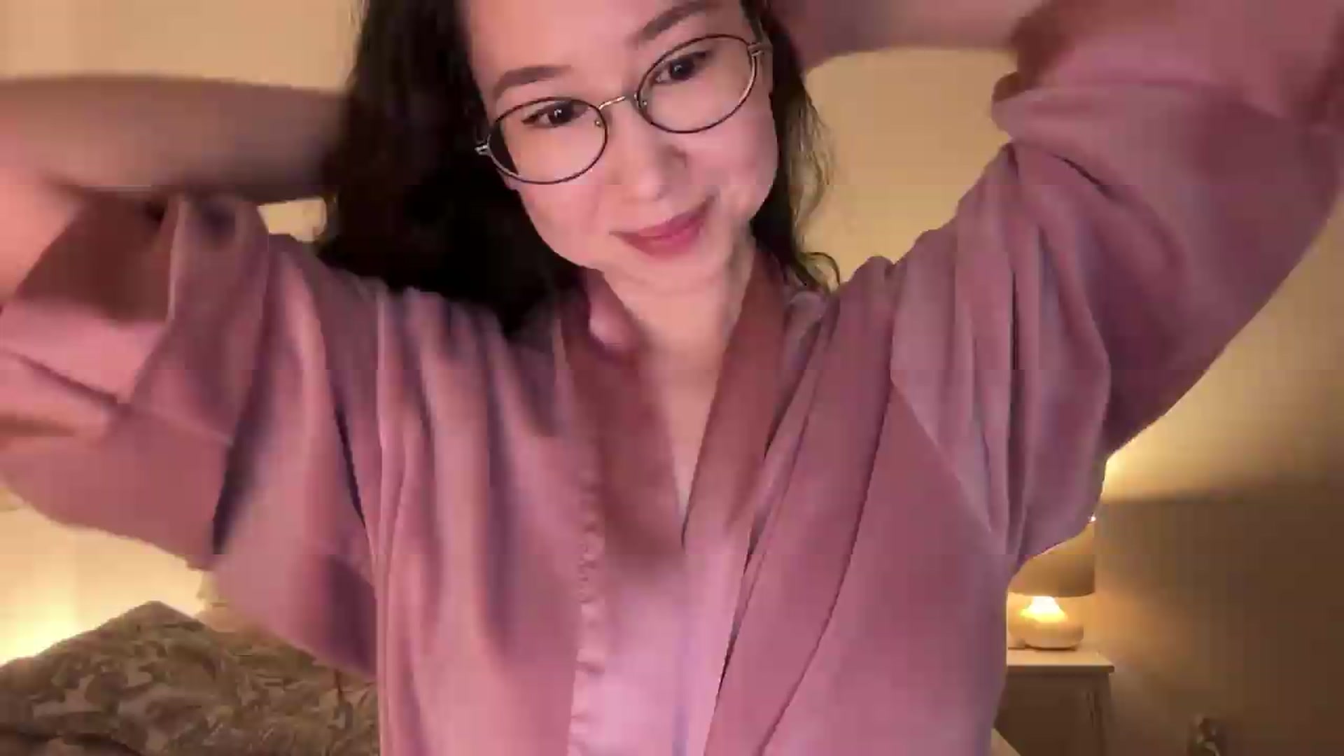 Gallery image thumbnail from cute_asian69's myfreecams stream on, 07/31/2026, 01:18 image 18 of 20