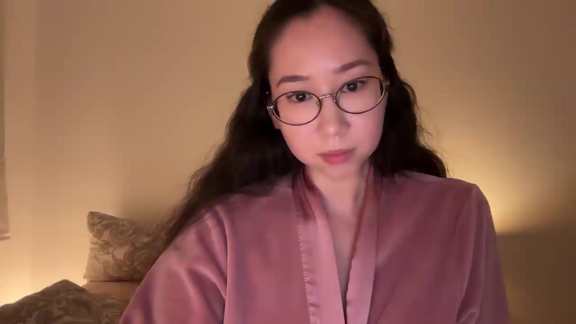 Gallery image thumbnail from cute_asian69's myfreecams stream on, 07/31/2026, 01:18 image 17 of 20