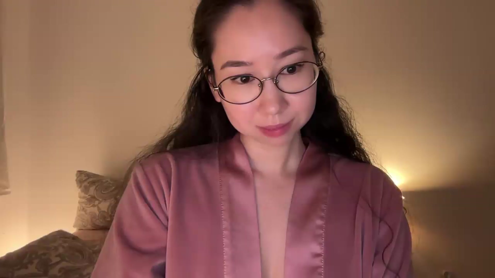 Gallery image thumbnail from cute_asian69's myfreecams stream on, 07/31/2026, 04:11 image 17 of 20