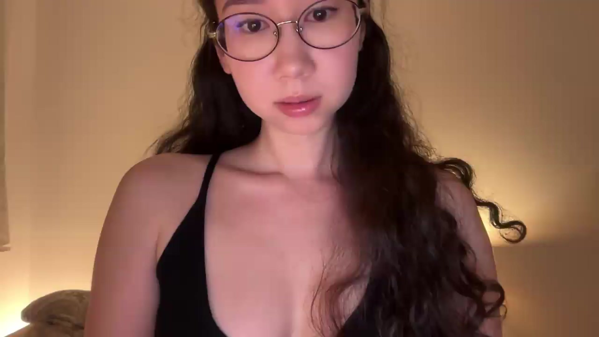 Gallery image thumbnail from cute_asian69's myfreecams stream on, 07/31/2026, 23:29 image 12 of 20