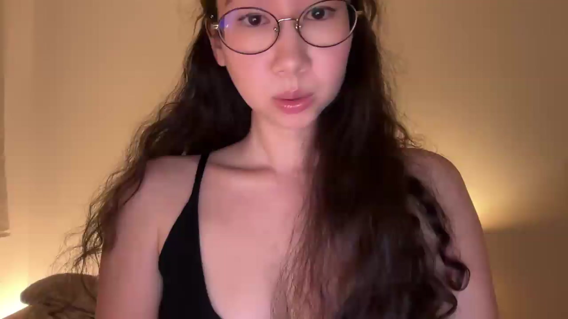 Gallery image thumbnail from cute_asian69's myfreecams stream on, 07/31/2026, 23:29 image 19 of 20