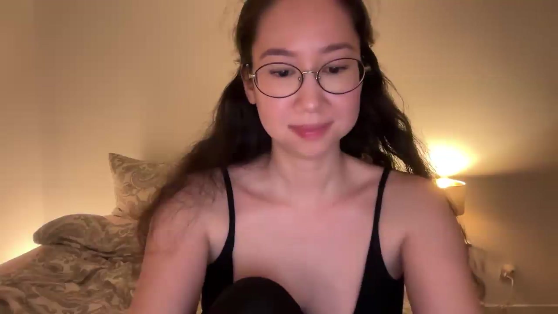 Gallery image thumbnail from cute_asian69's myfreecams stream on, 08/01/2026, 02:44 image 15 of 20