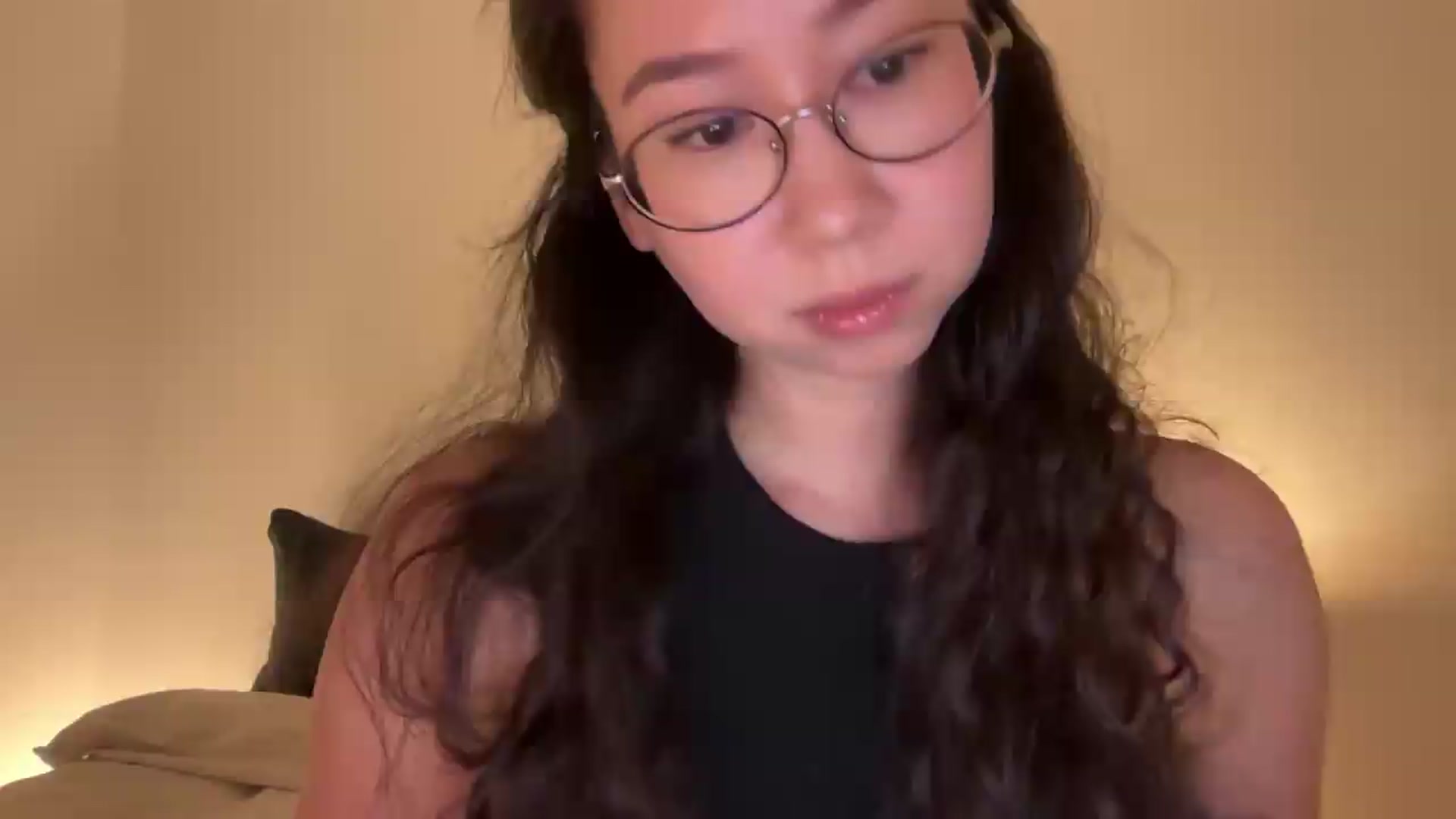 Gallery image thumbnail from cute_asian69's myfreecams stream on, 08/23/2026, 24:06 image 10 of 20