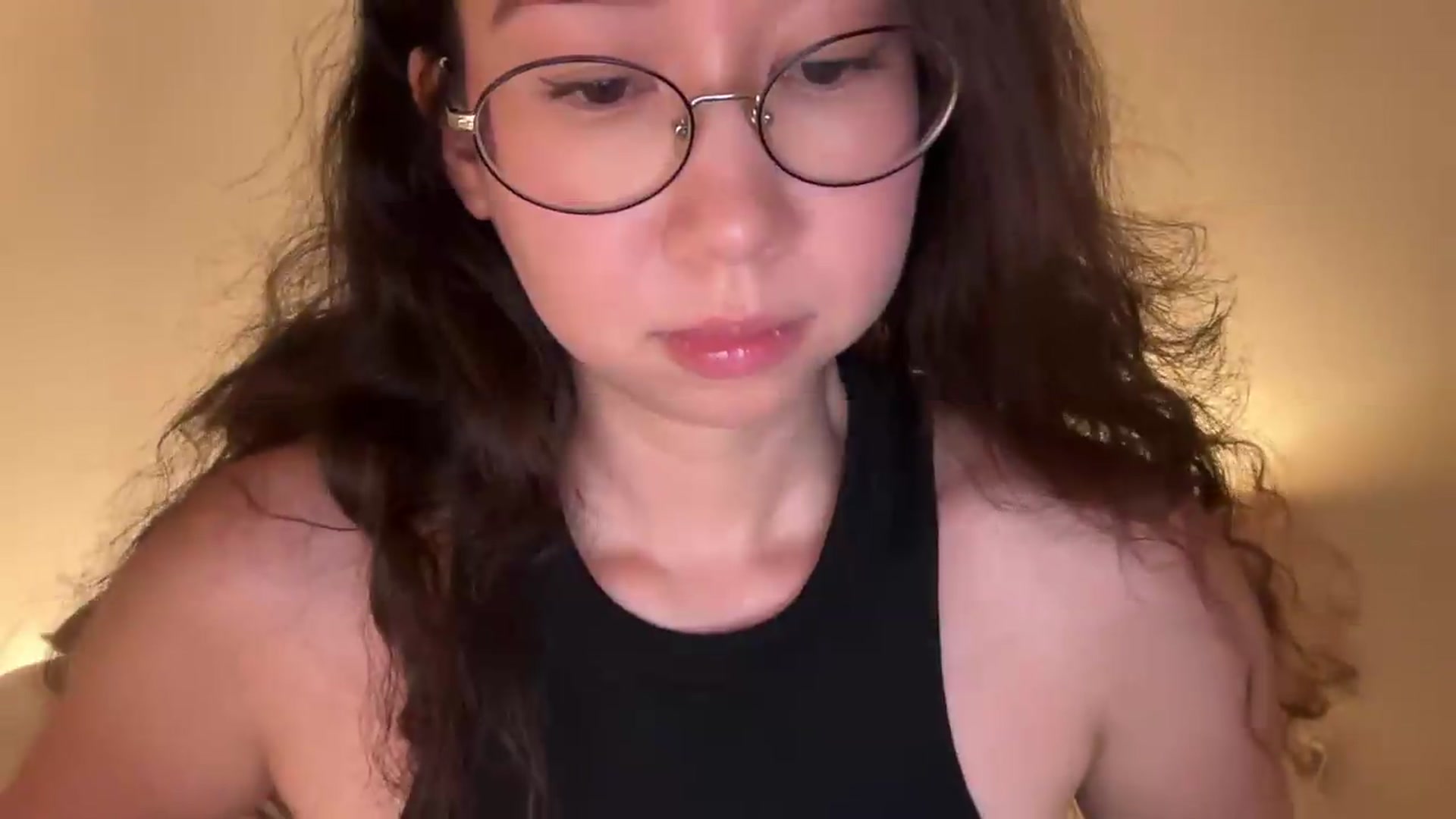 Gallery image thumbnail from cute_asian69's myfreecams stream on, 08/23/2026, 24:06 image 19 of 20