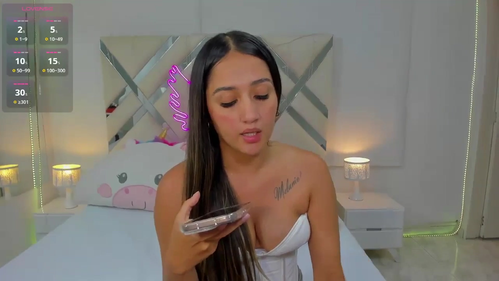 Gallery image thumbnail from cute_desiree's myfreecams stream on, 09/17/2025, 01:02 image 5 of 20