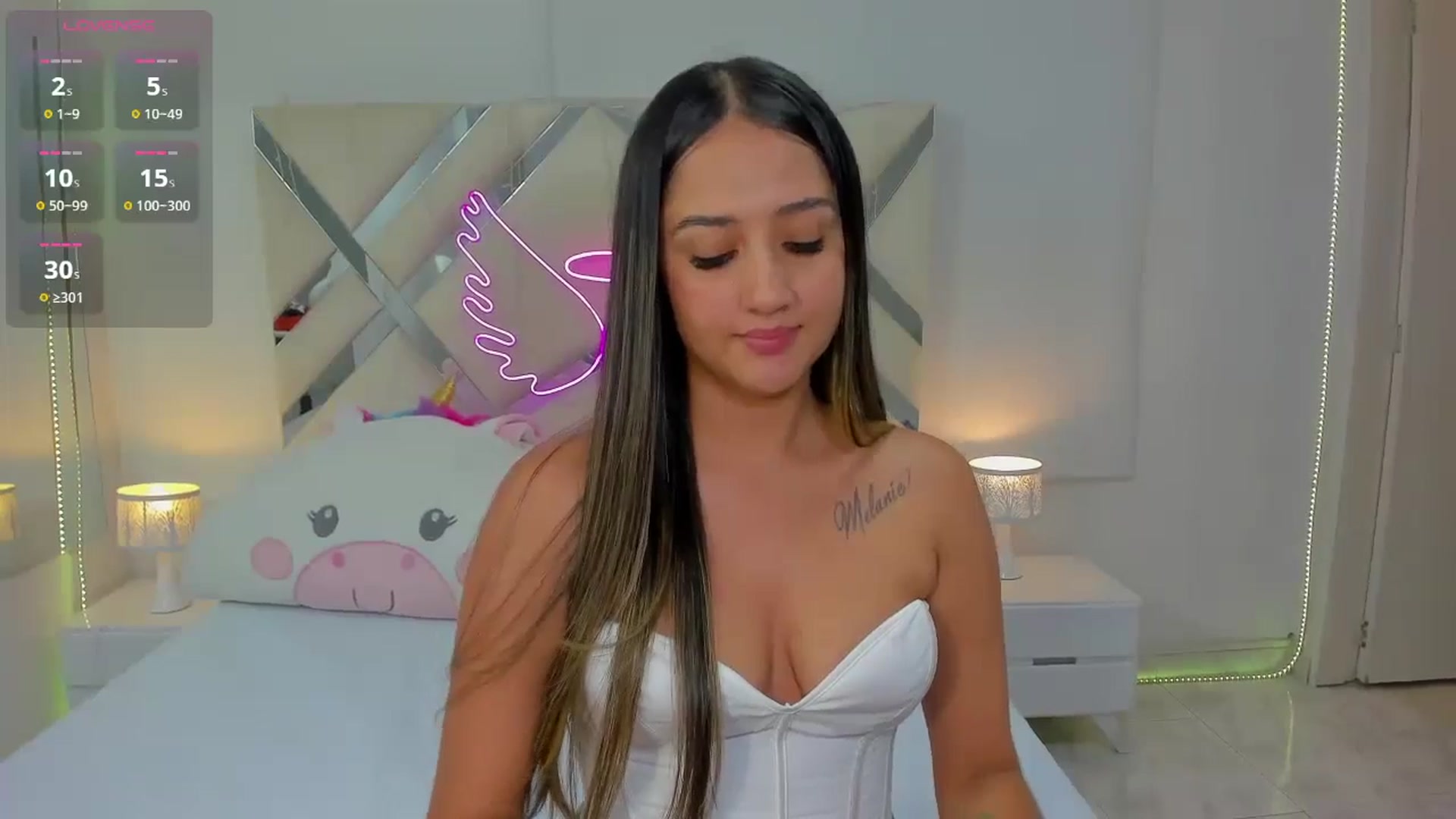 Gallery image thumbnail from cute_desiree's myfreecams stream on, 09/17/2025, 01:02 image 17 of 20