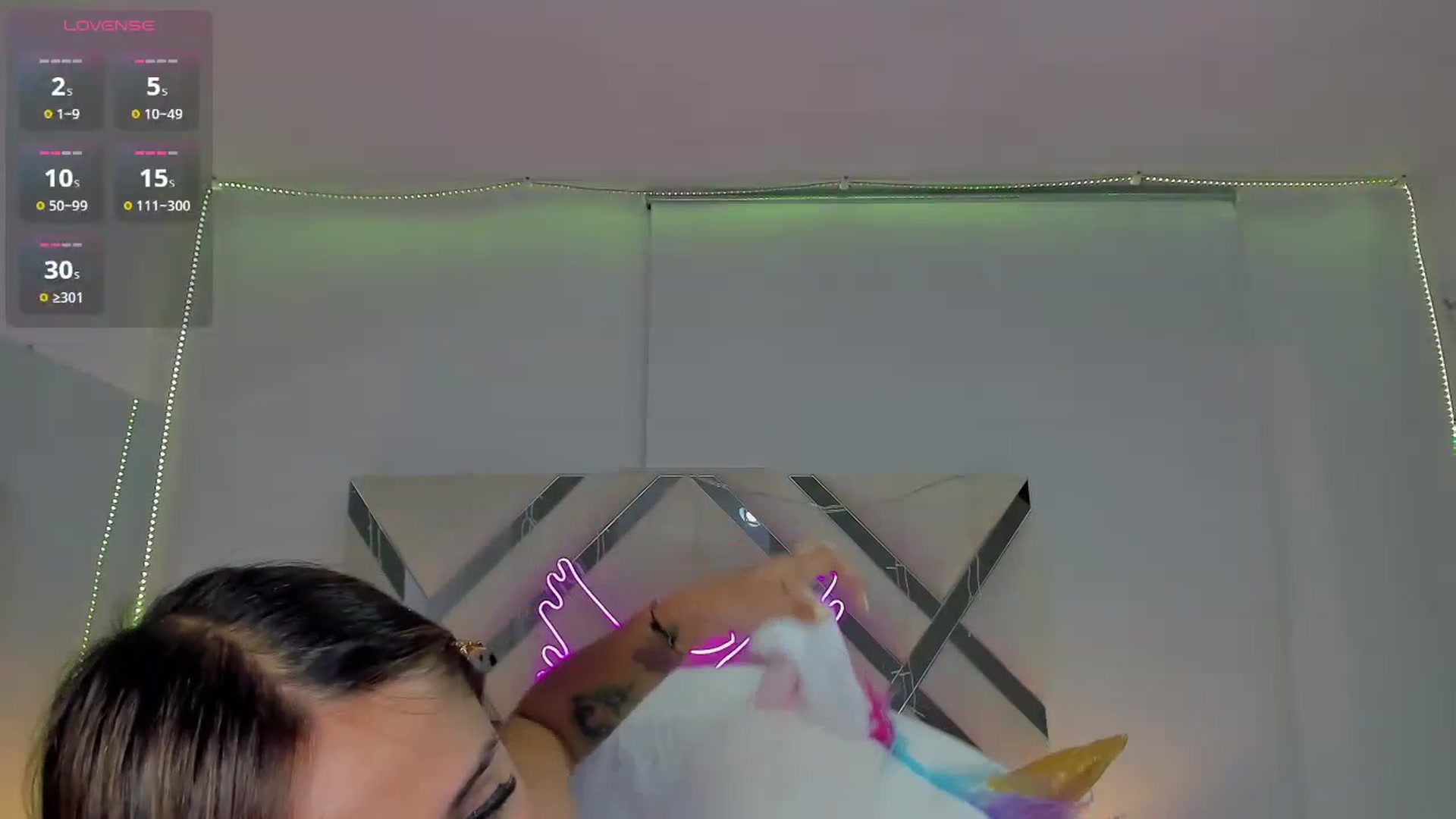 Gallery image thumbnail from cute_desiree's myfreecams stream on, 10/17/2025, 24:53 image 7 of 20