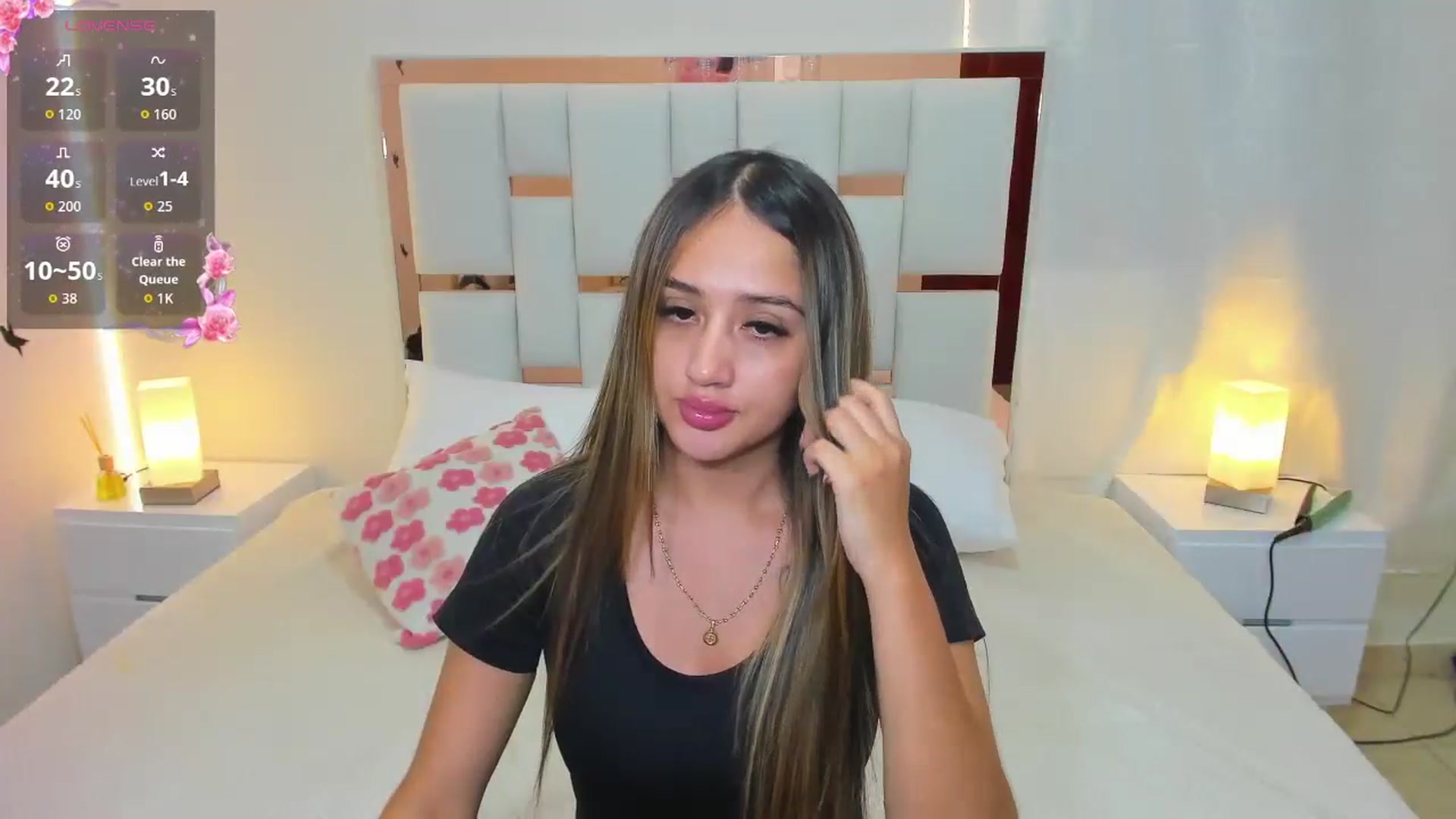Gallery image thumbnail from cute_desiree's myfreecams stream on, 12/14/2025, 24:47 image 6 of 20