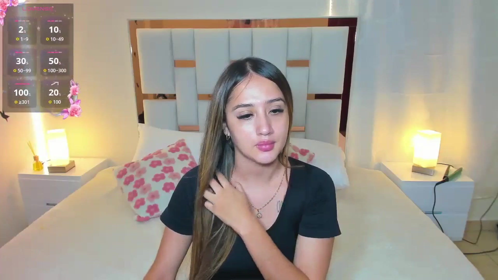Gallery image thumbnail from cute_desiree's myfreecams stream on, 12/14/2025, 01:37 image 18 of 20