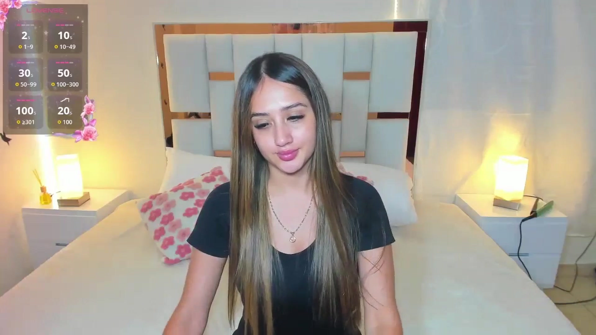 Gallery image thumbnail from cute_desiree's myfreecams stream on, 12/14/2025, 01:37 image 7 of 20