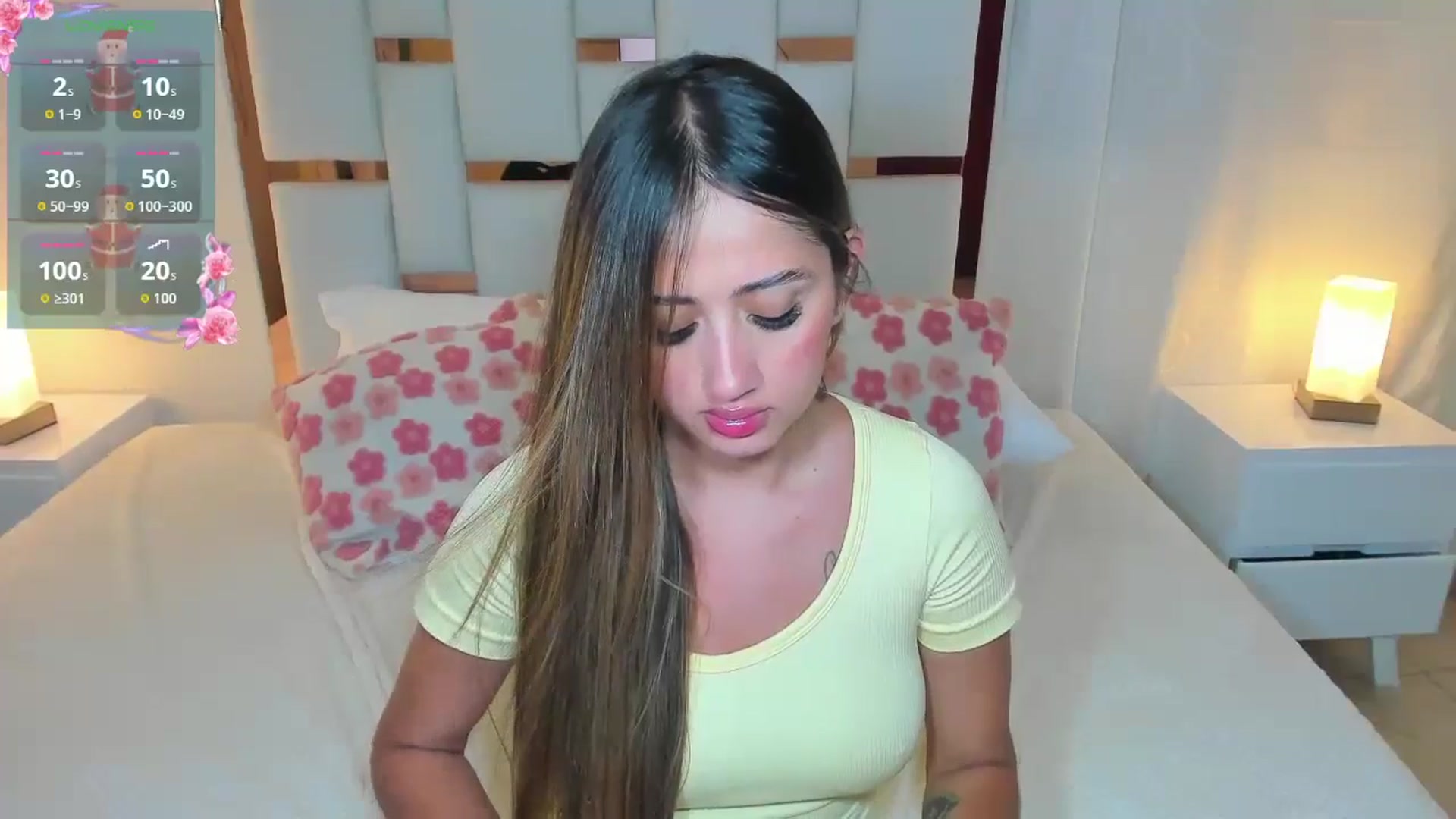 Gallery image thumbnail from cute_desiree's myfreecams stream on, 01/08/2026, 24:13 image 16 of 20
