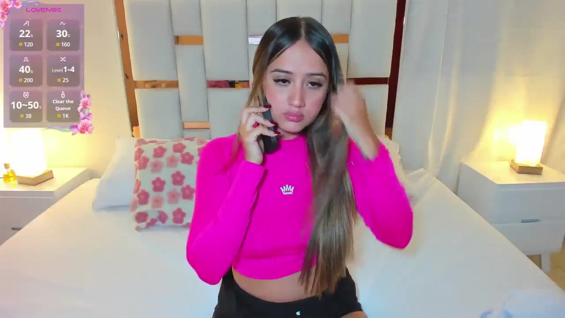 Gallery image thumbnail from cute_desiree's myfreecams stream on, 01/16/2026, 24:53 image 14 of 20