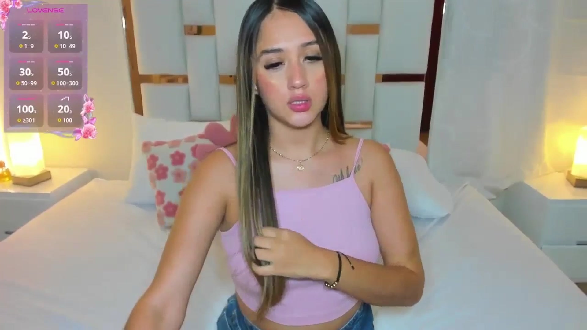 Gallery image thumbnail from cute_desiree's myfreecams stream on, 02/01/2026, 24:28 image 5 of 20