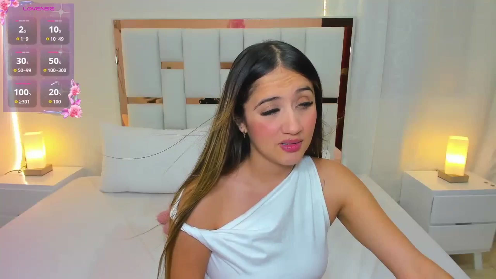 Gallery image thumbnail from cute_desiree's myfreecams stream on, 02/17/2026, 24:00 image 13 of 20
