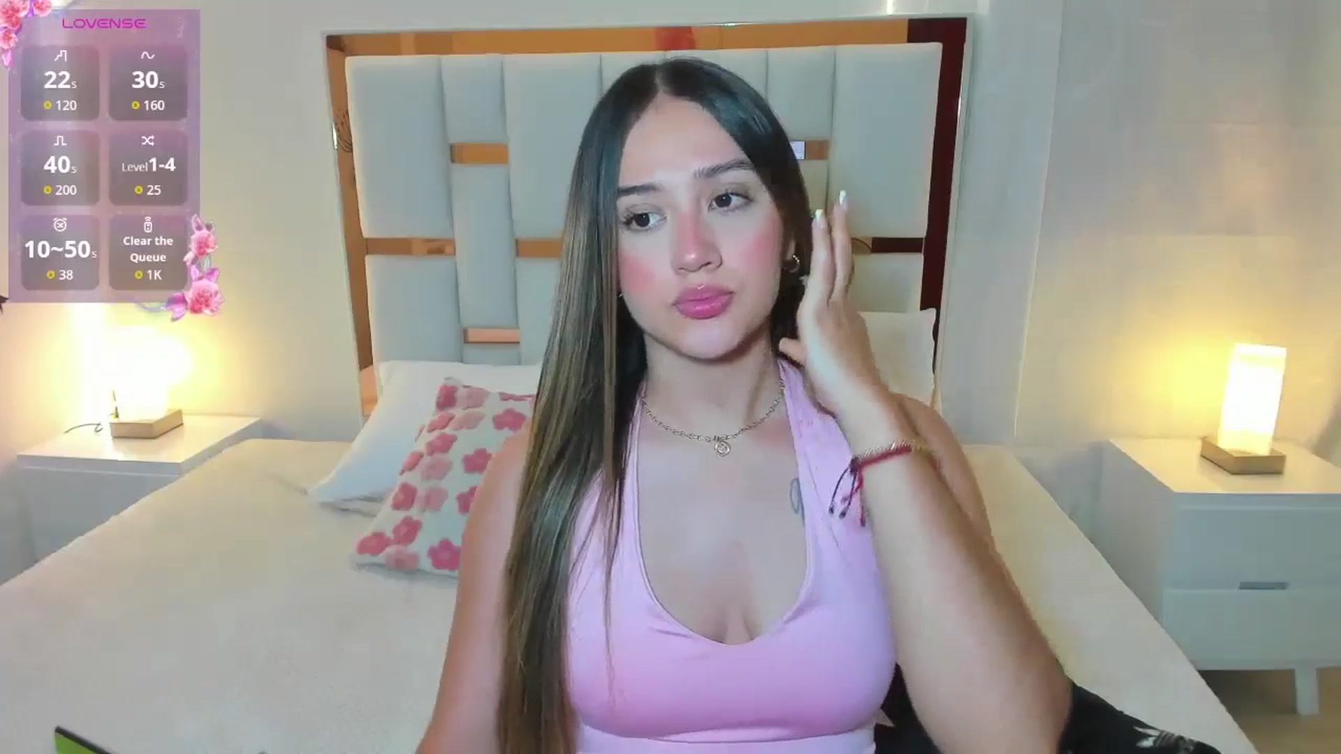 Gallery image thumbnail from cute_desiree's myfreecams stream on, 03/27/2026, 01:14 image 11 of 20