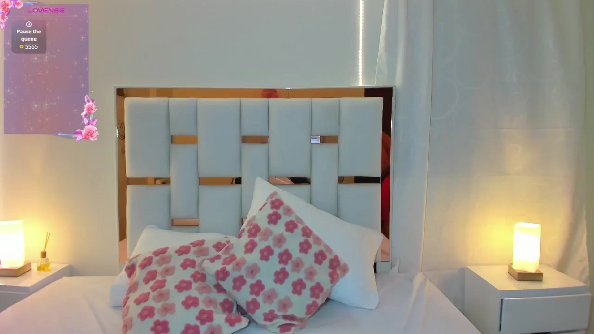 Gallery image thumbnail from cute_desiree's myfreecams stream on, 04/08/2026, 03:16 image 16 of 20