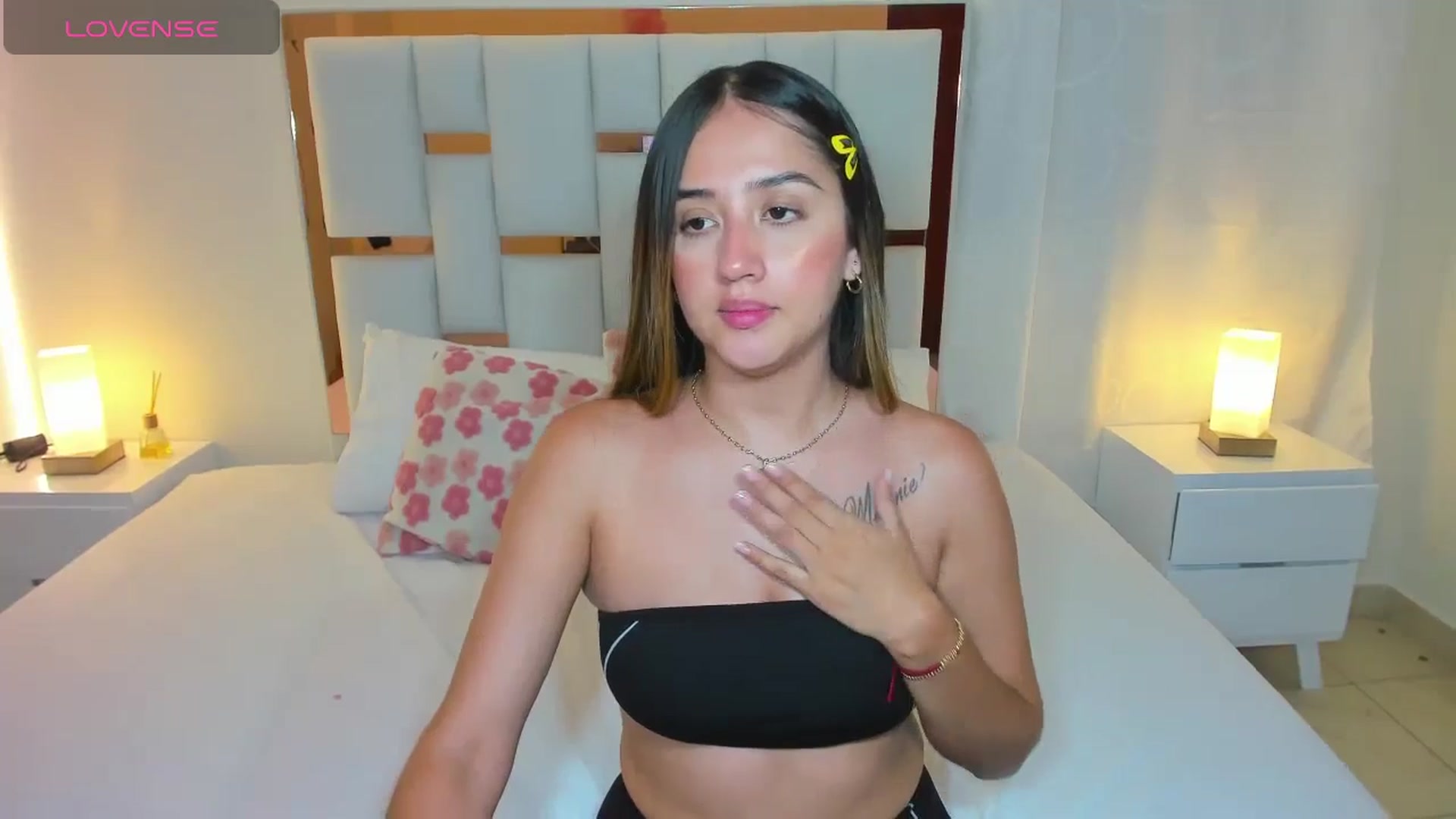 Gallery image thumbnail from cute_desiree's myfreecams stream on, 05/05/2026, 01:07 image 20 of 20