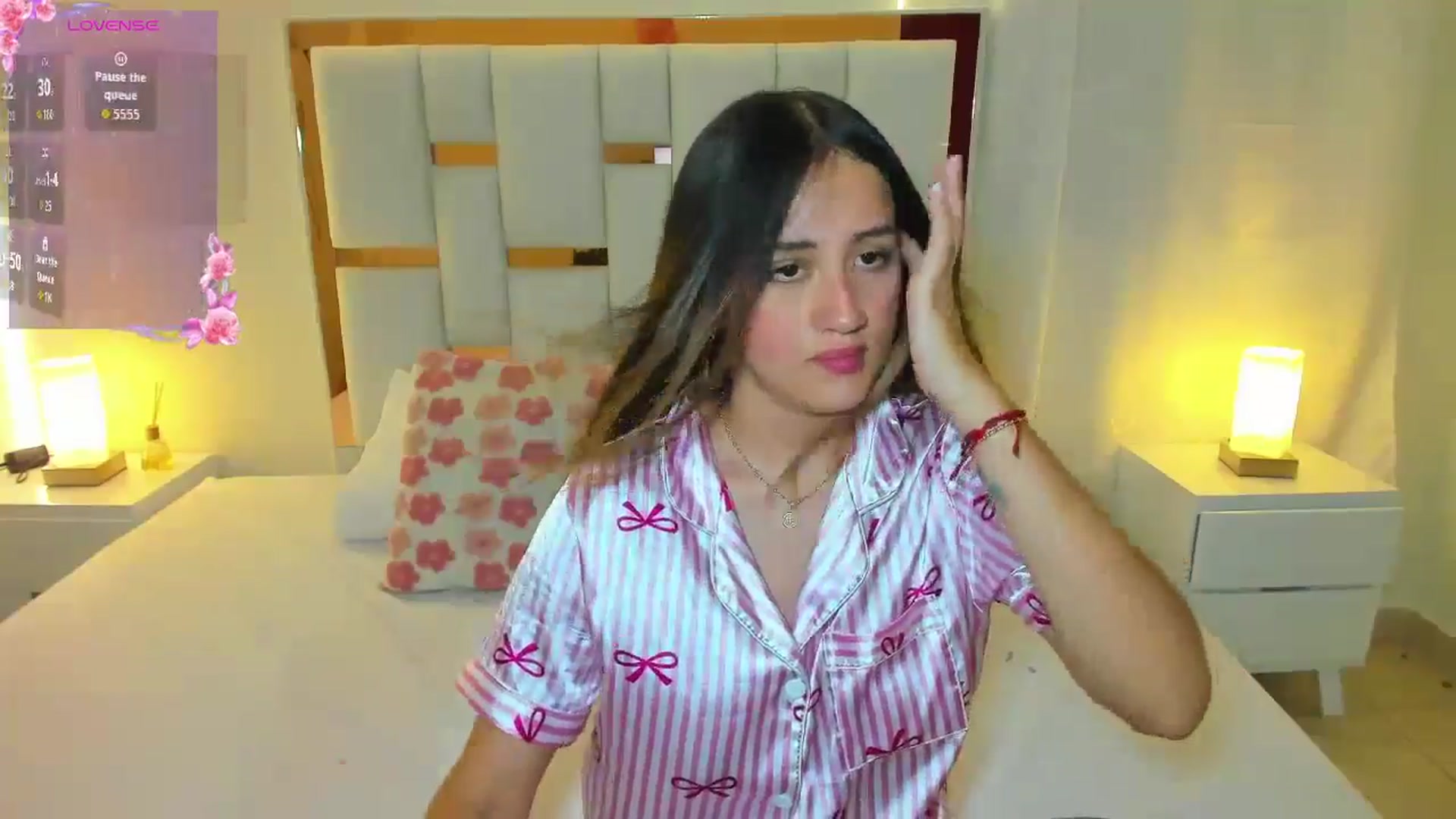 Gallery image thumbnail from cute_desiree's myfreecams stream on, 05/10/2026, 24:15 image 2 of 20