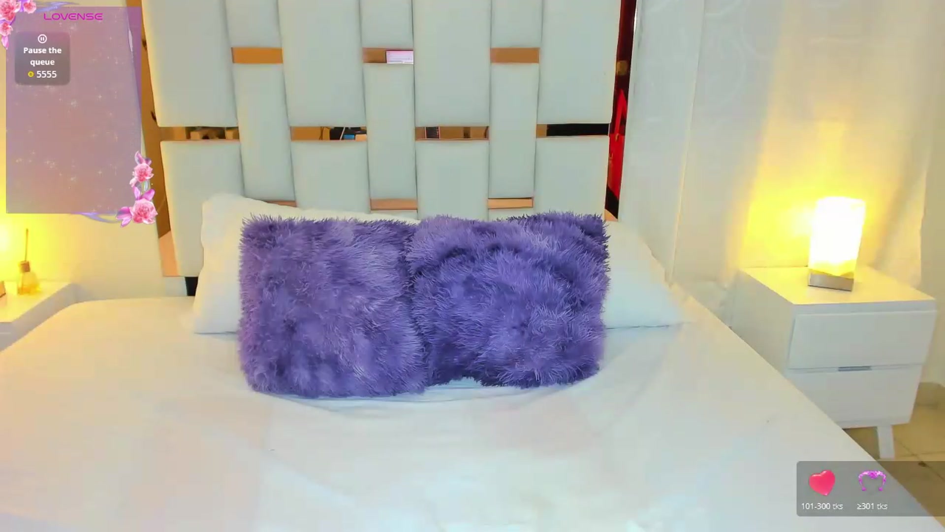 Gallery image thumbnail from cute_desiree's myfreecams stream on, 05/20/2026, 24:53 image 13 of 20
