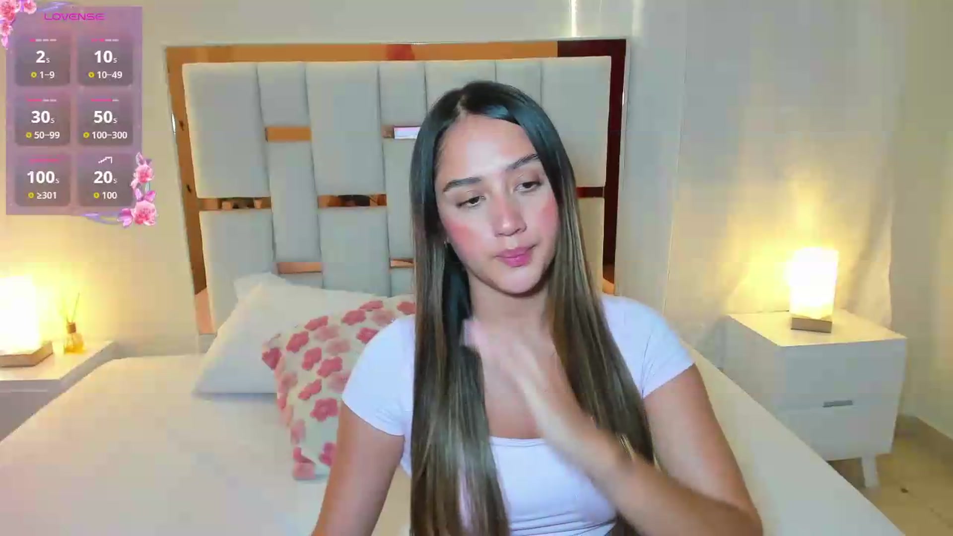 Gallery image thumbnail from cute_desiree's myfreecams stream on, 05/22/2026, 24:28 image 20 of 20