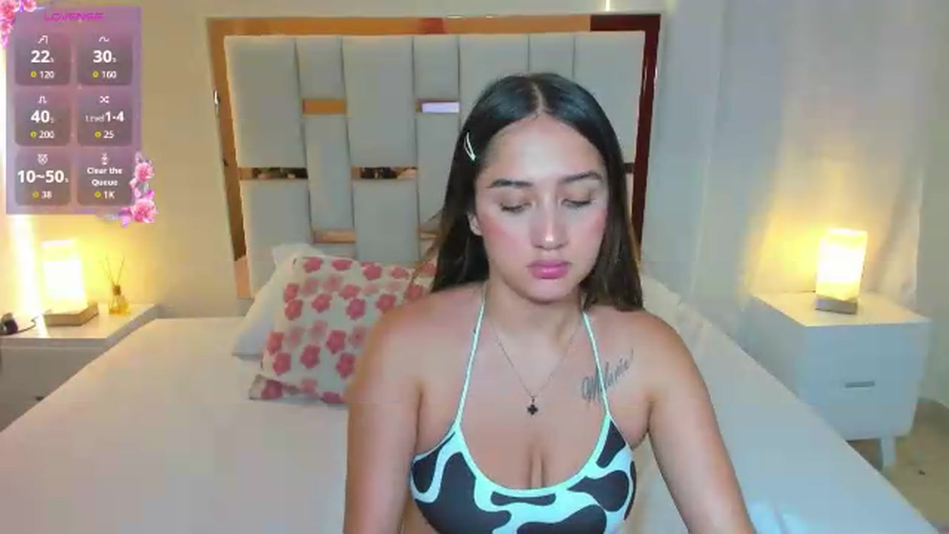 Gallery image thumbnail from cute_desiree's myfreecams stream on, 05/22/2026, 23:52 image 18 of 20