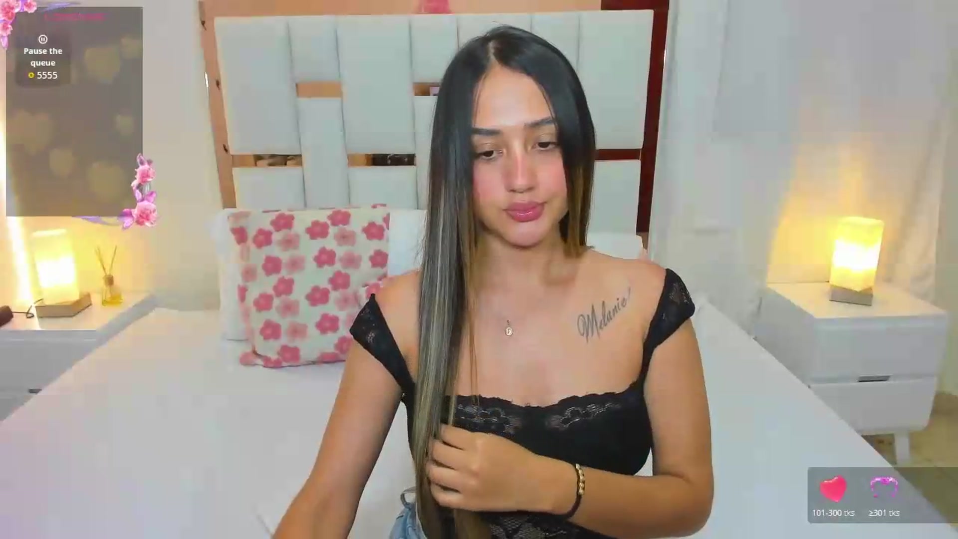 Gallery image thumbnail from cute_desiree's myfreecams stream on, 06/11/2026, 24:50 image 17 of 20