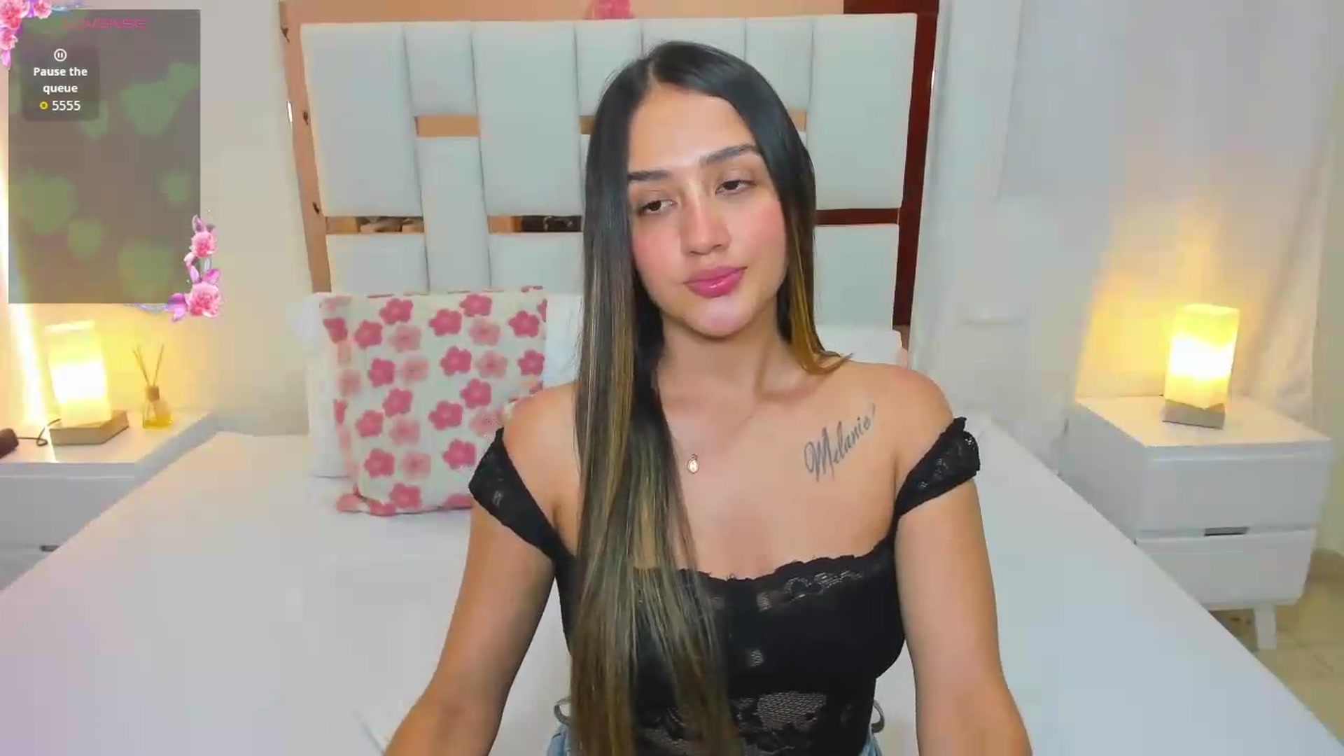 Gallery image thumbnail from cute_desiree's myfreecams stream on, 06/11/2026, 24:50 image 6 of 20