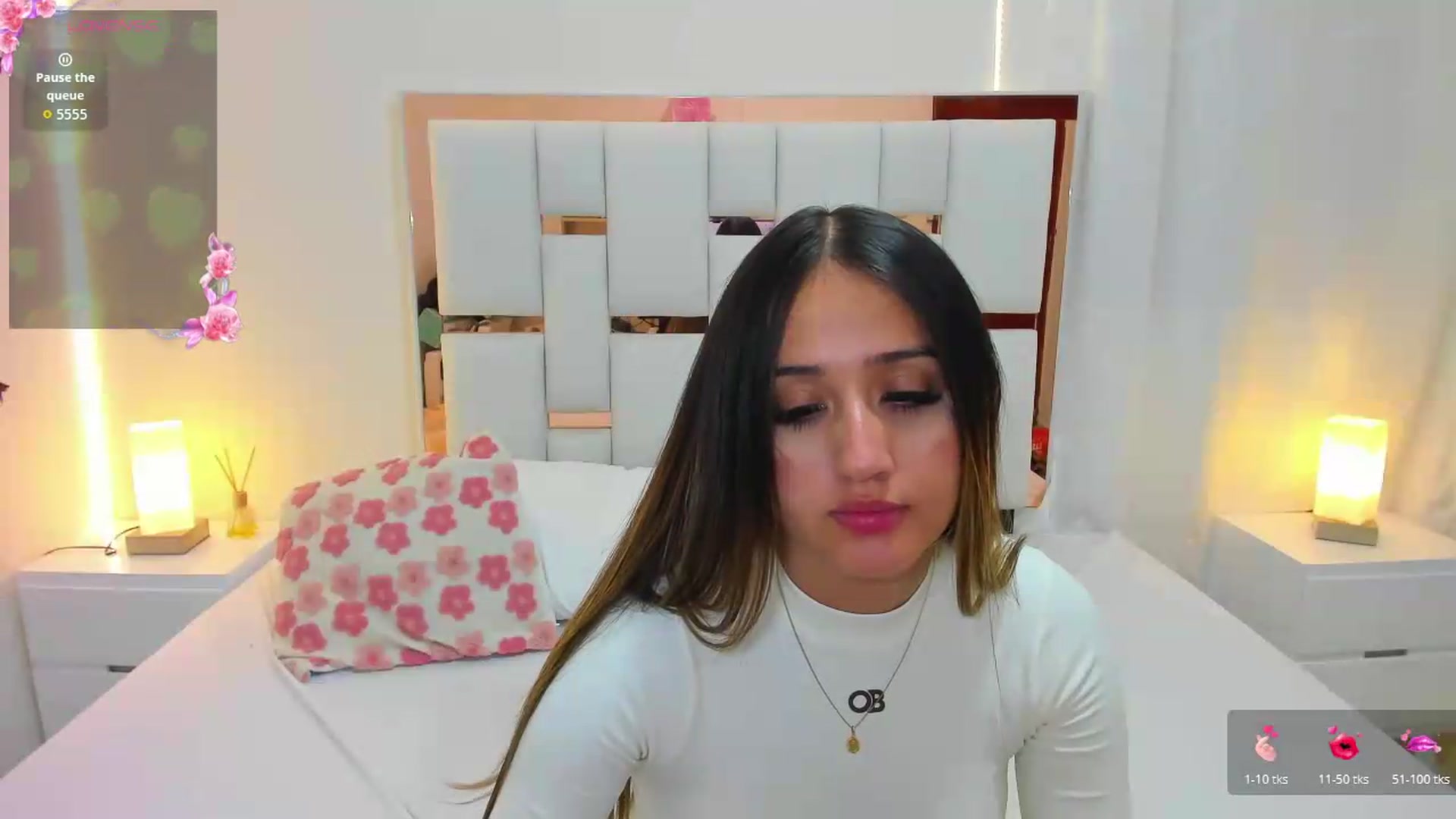 Gallery image thumbnail from cute_desiree's myfreecams stream on, 07/16/2026, 23:43 image 6 of 20