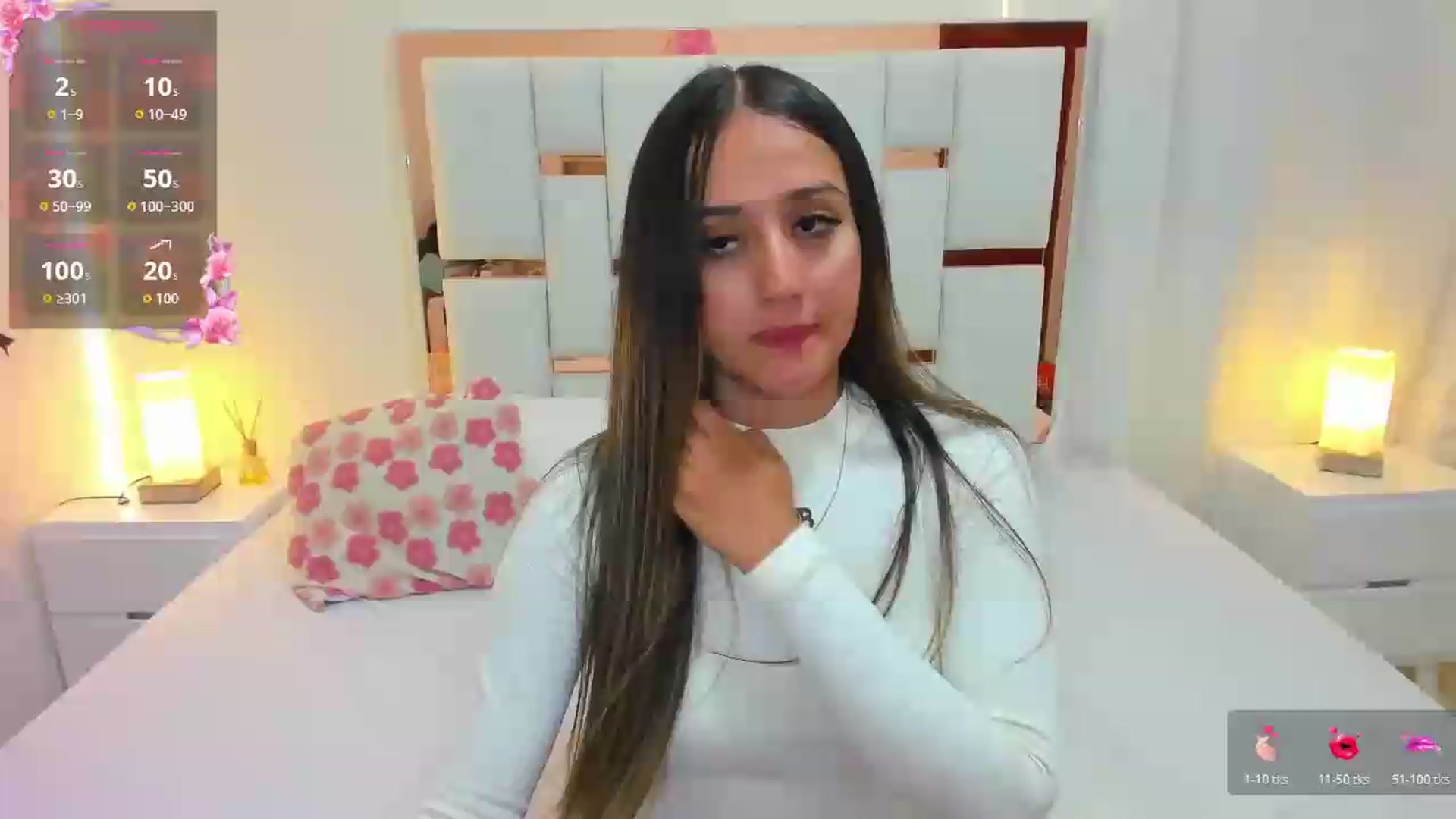 Gallery image thumbnail from cute_desiree's myfreecams stream on, 07/16/2026, 23:43 image 1 of 20
