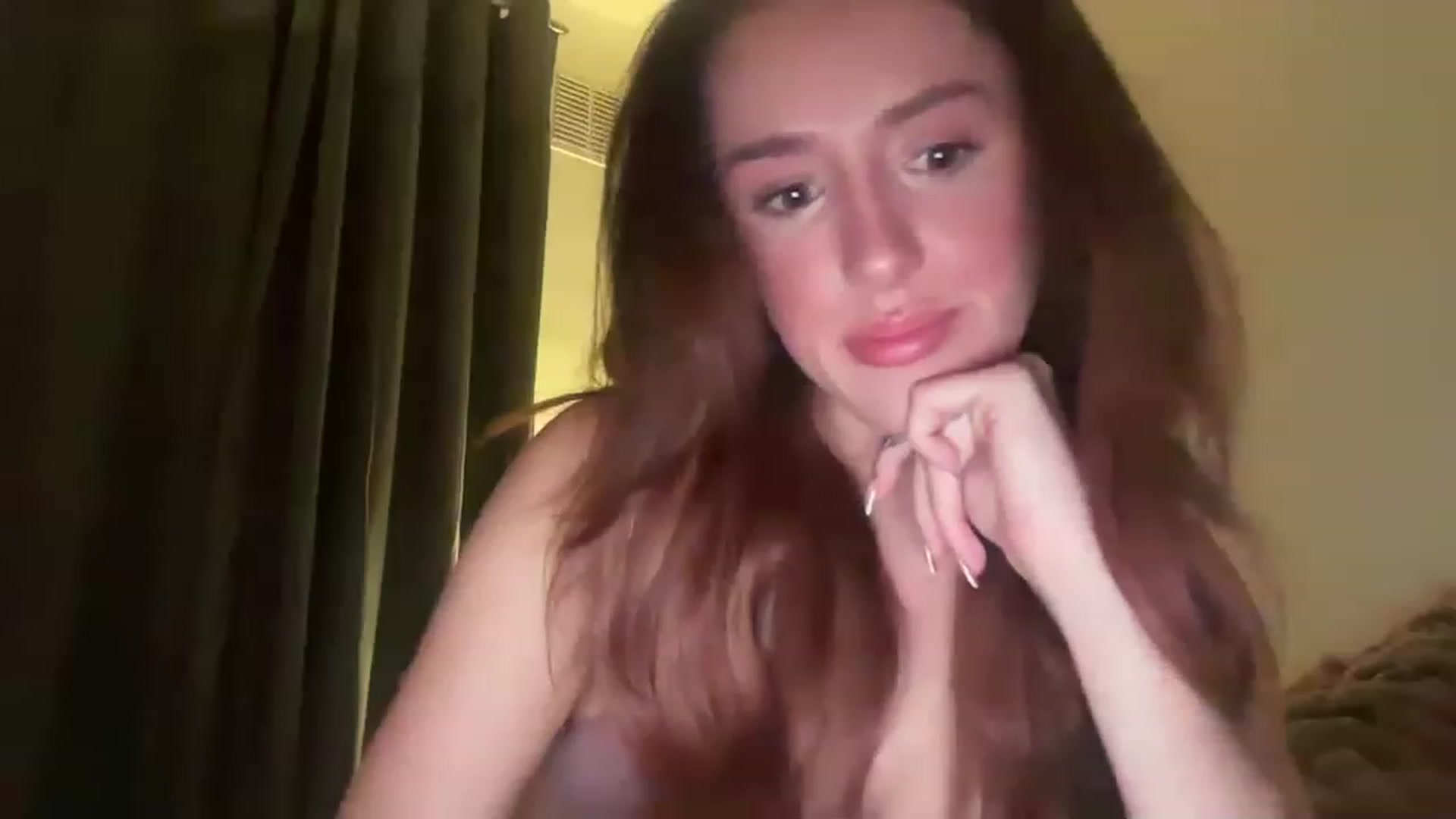 Gallery image thumbnail from cutebabe58's myfreecams stream on, 08/03/2023, 22:59 image 3 of 20
