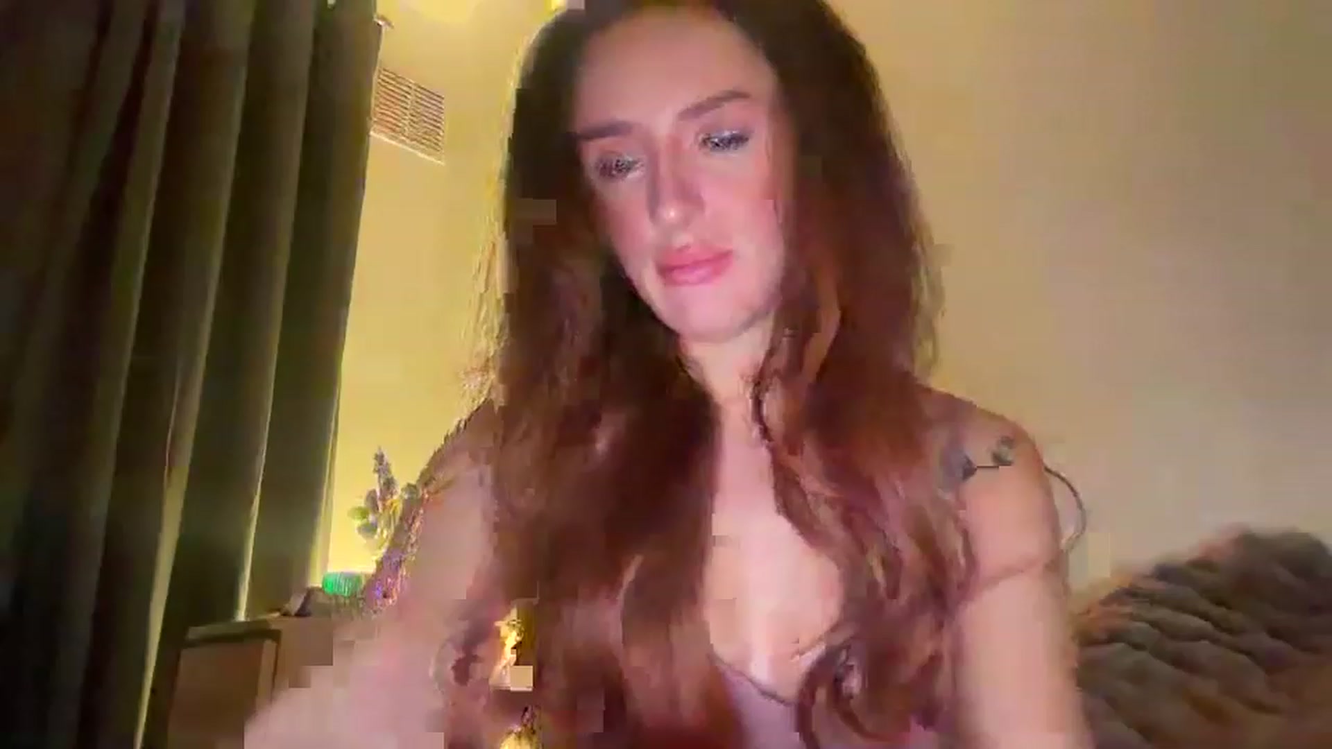 Gallery image thumbnail from cutebabe58's myfreecams stream on, 08/03/2023, 22:59 image 7 of 20