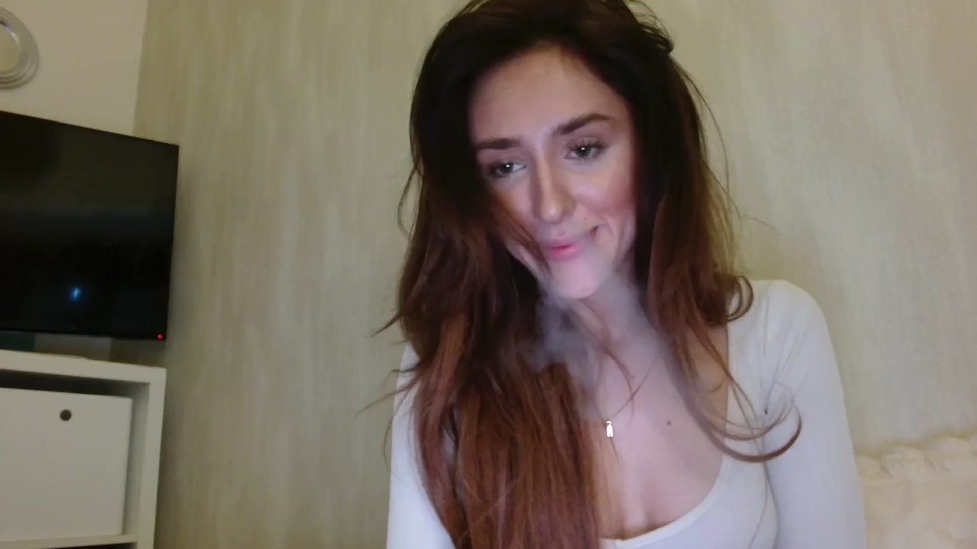 Gallery image thumbnail from cutebabe58's myfreecams stream on, 08/05/2023, 15:29 image 2 of 20