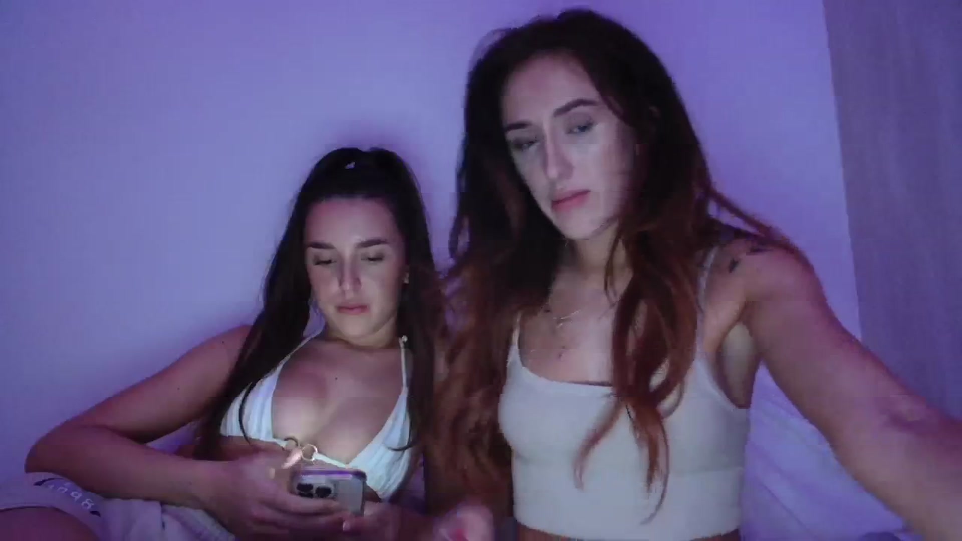 Gallery image thumbnail from cutebabe58's myfreecams stream on, 08/24/2023, 18:19 image 12 of 20