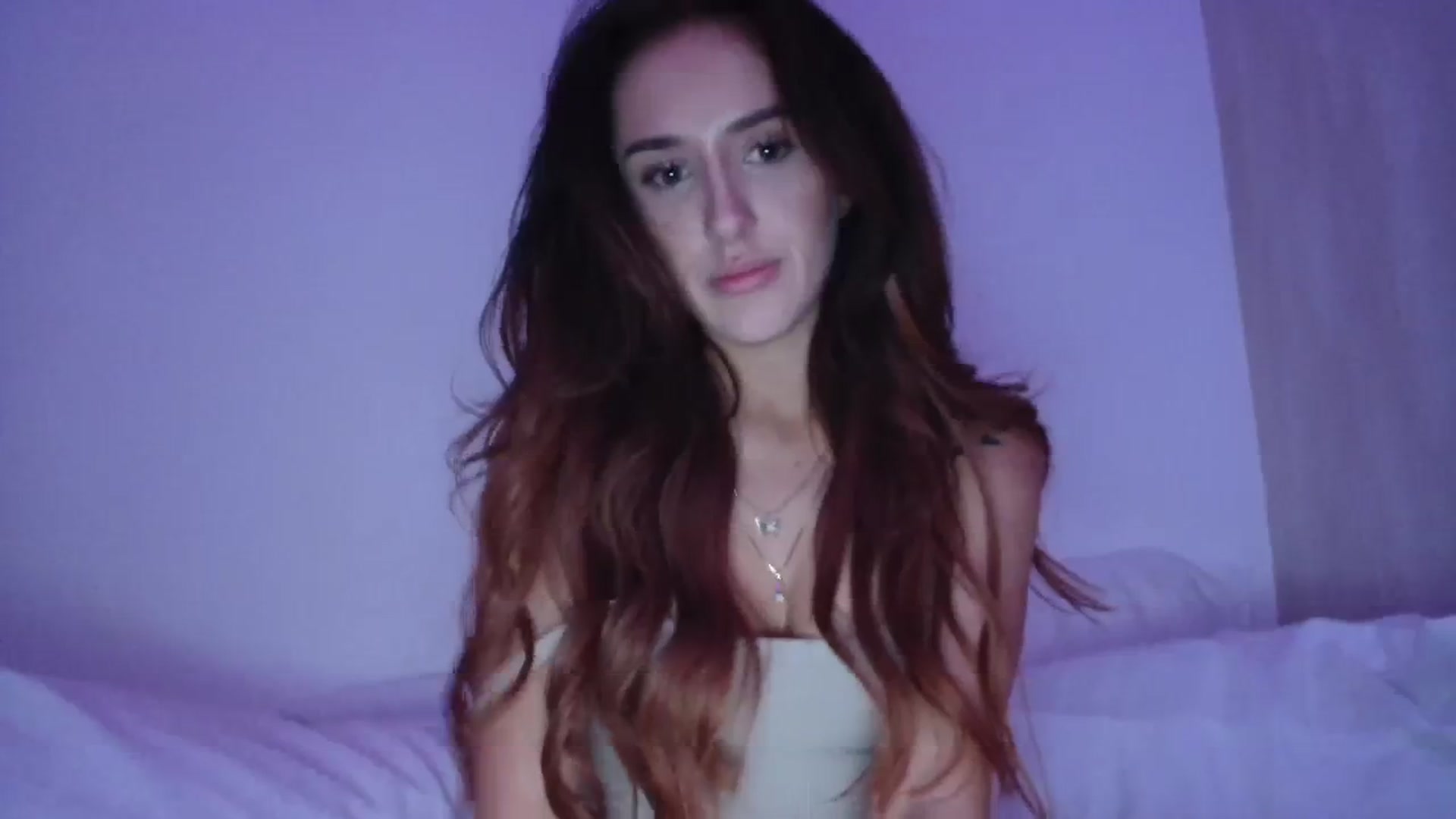 Gallery image thumbnail from cutebabe58's myfreecams stream on, 08/24/2023, 18:19 image 6 of 20