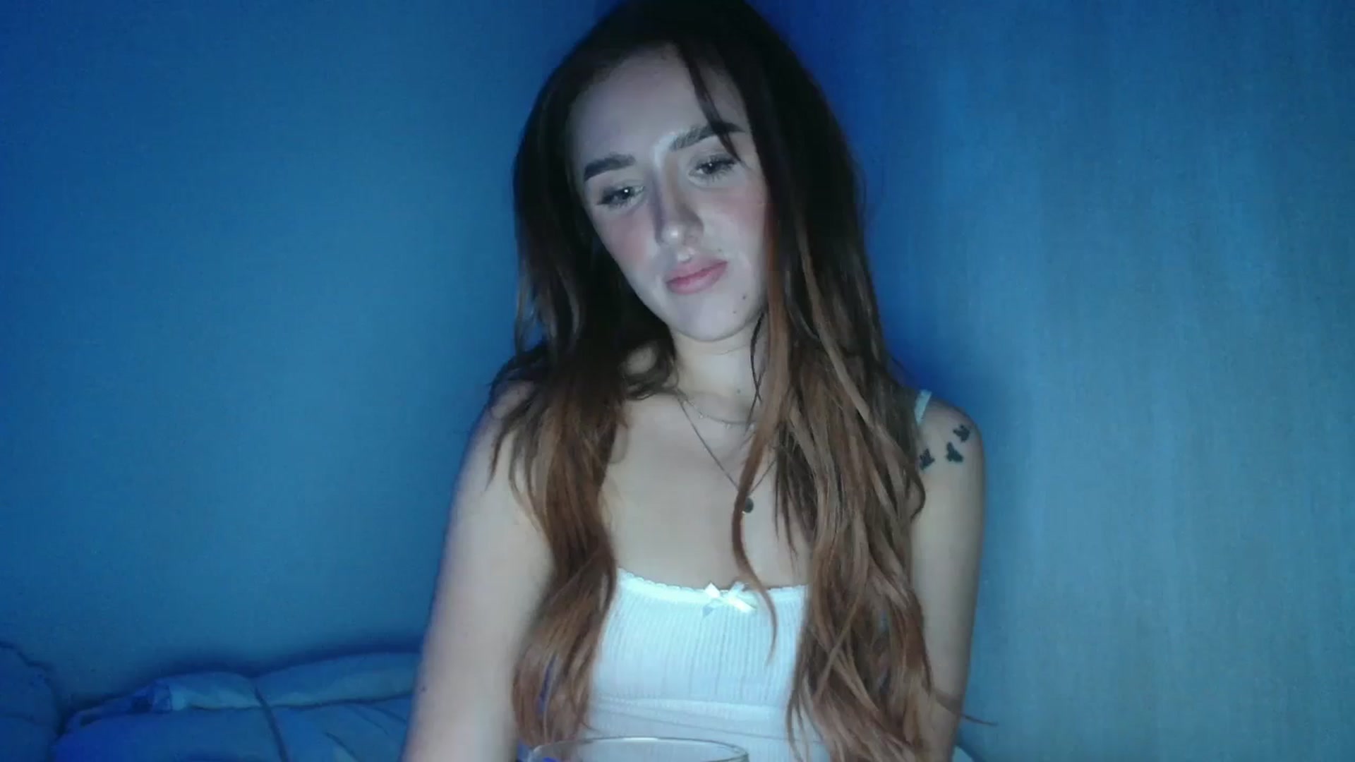 Gallery image thumbnail from cutebabe58's myfreecams stream on, 09/01/2023, 17:19 image 11 of 20