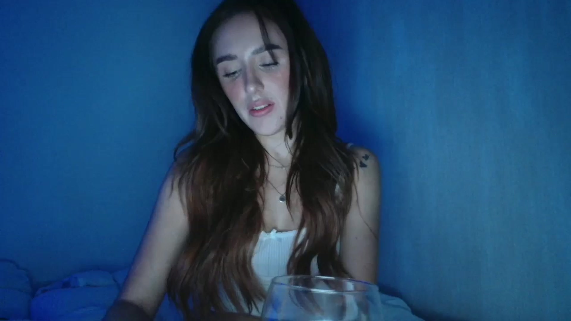 Gallery image thumbnail from cutebabe58's myfreecams stream on, 09/01/2023, 17:19 image 16 of 20