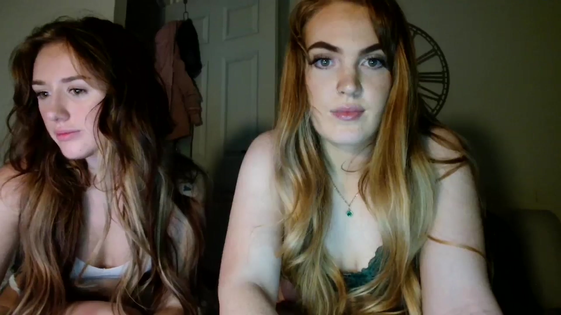 Gallery image thumbnail from cutebabe58's myfreecams stream on, 09/14/2023, 22:58 image 11 of 20