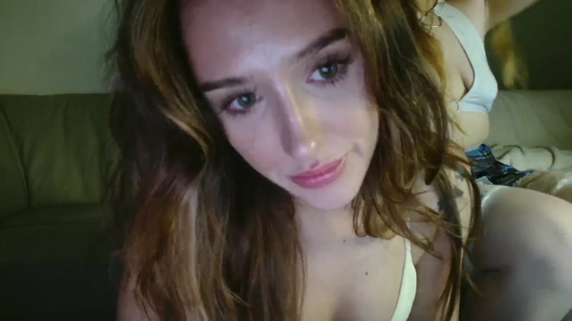 Gallery image thumbnail from cutebabe58's myfreecams stream on, 09/19/2023, 21:38 image 20 of 20