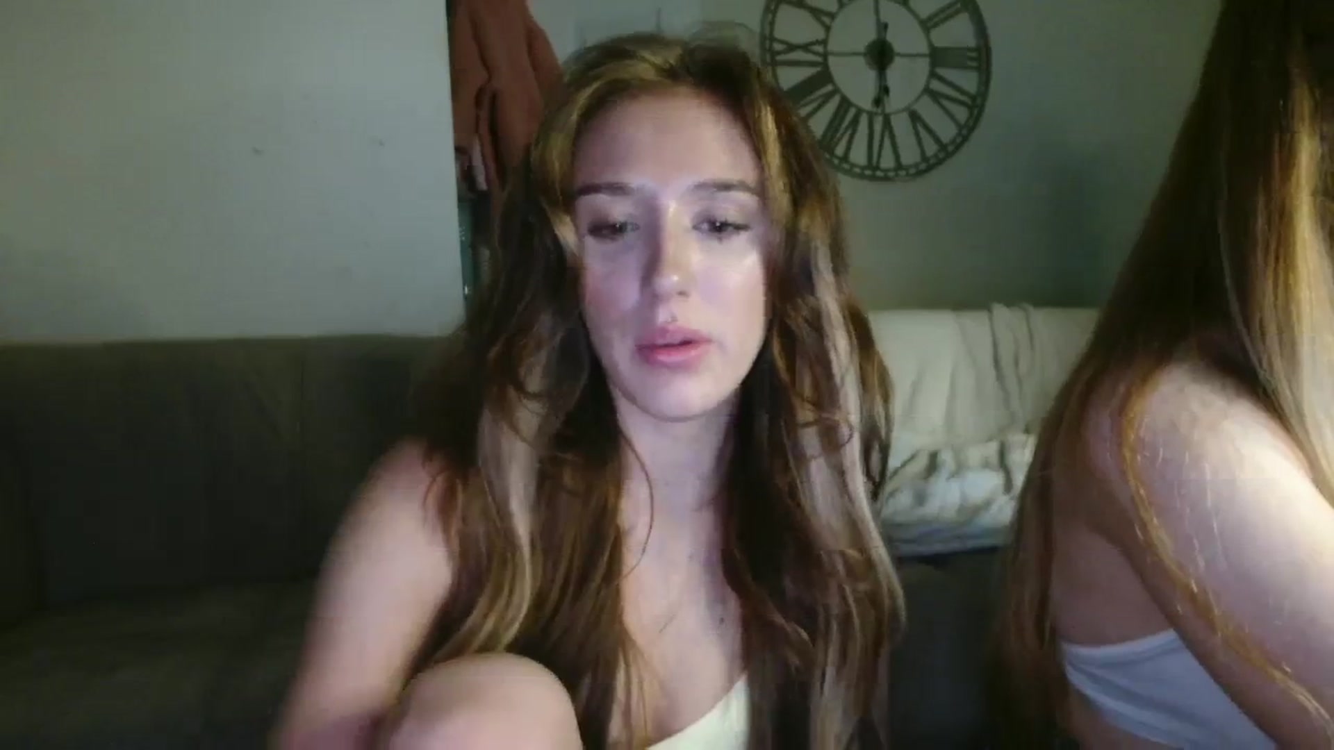 Gallery image thumbnail from cutebabe58's myfreecams stream on, 09/19/2023, 21:56 image 11 of 20