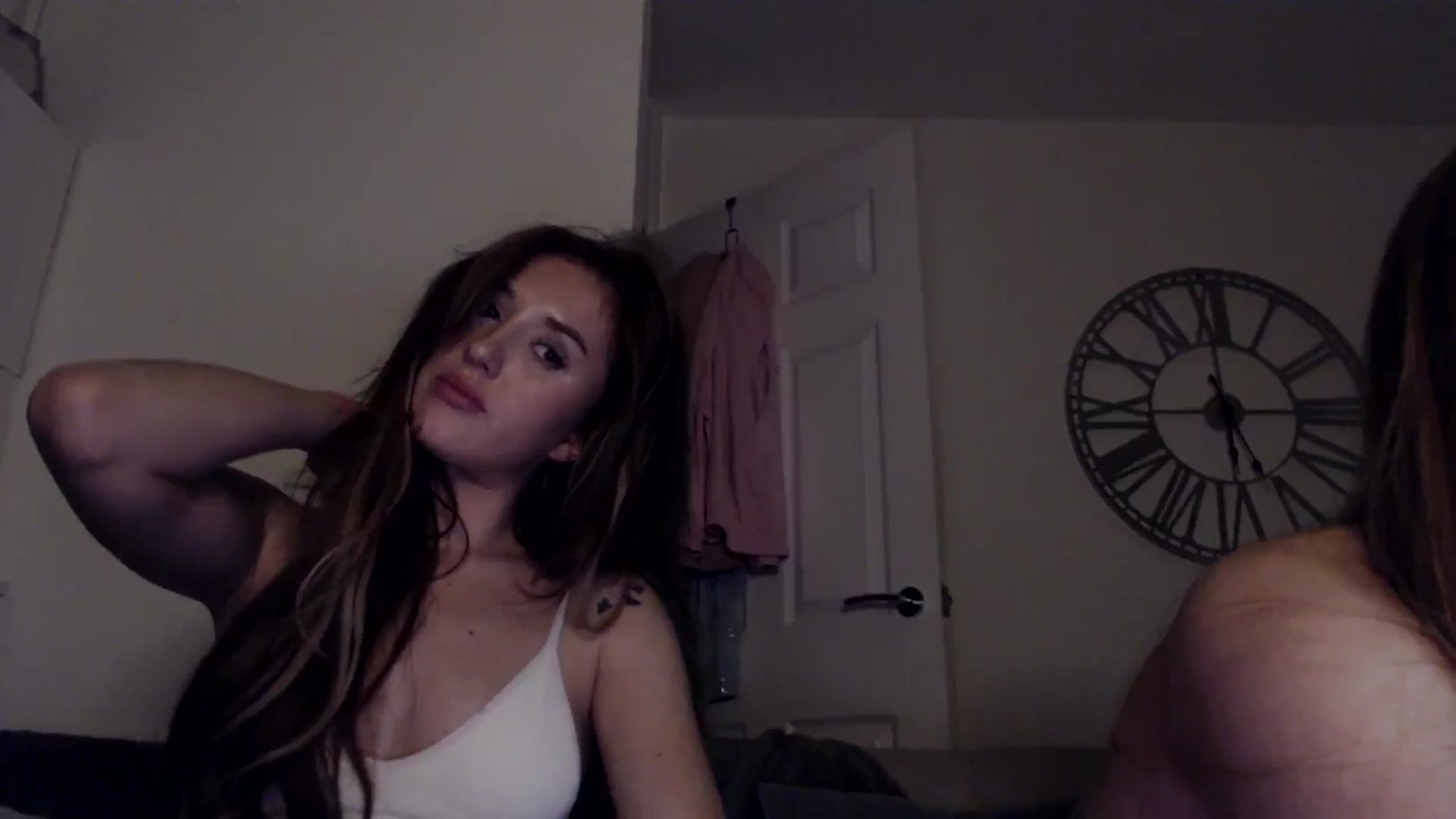 Gallery image thumbnail from cutebabe58's myfreecams stream on, 09/24/2023, 22:11 image 20 of 20